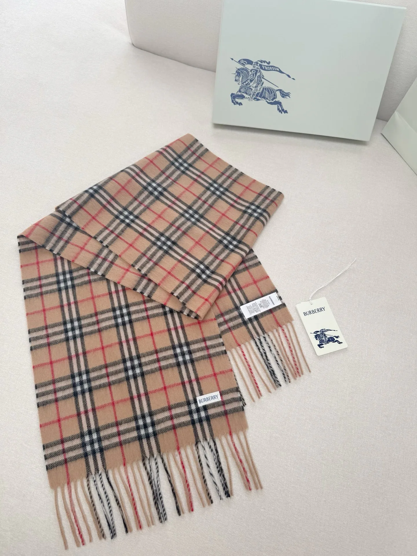 Шарфы Burberry 11247752