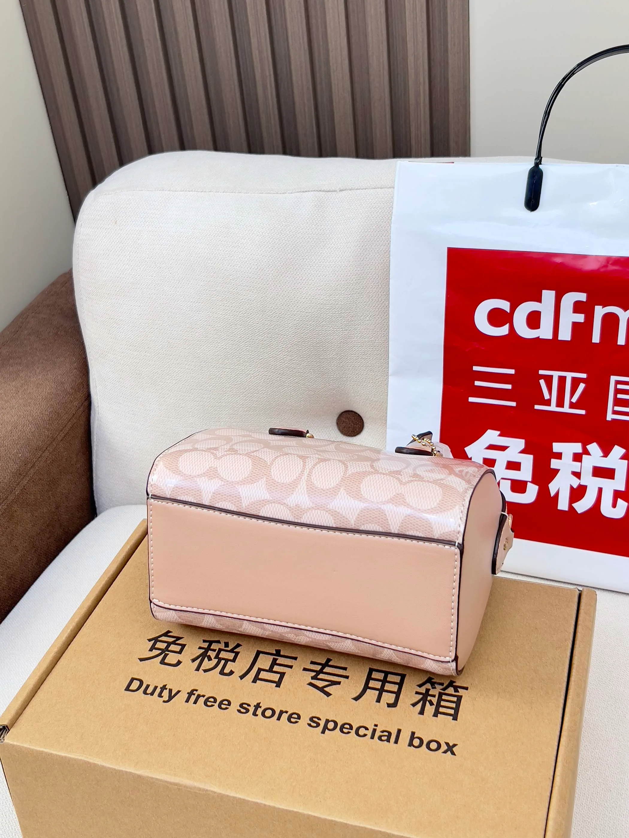 Классические Сумки Женские Coach 13332209