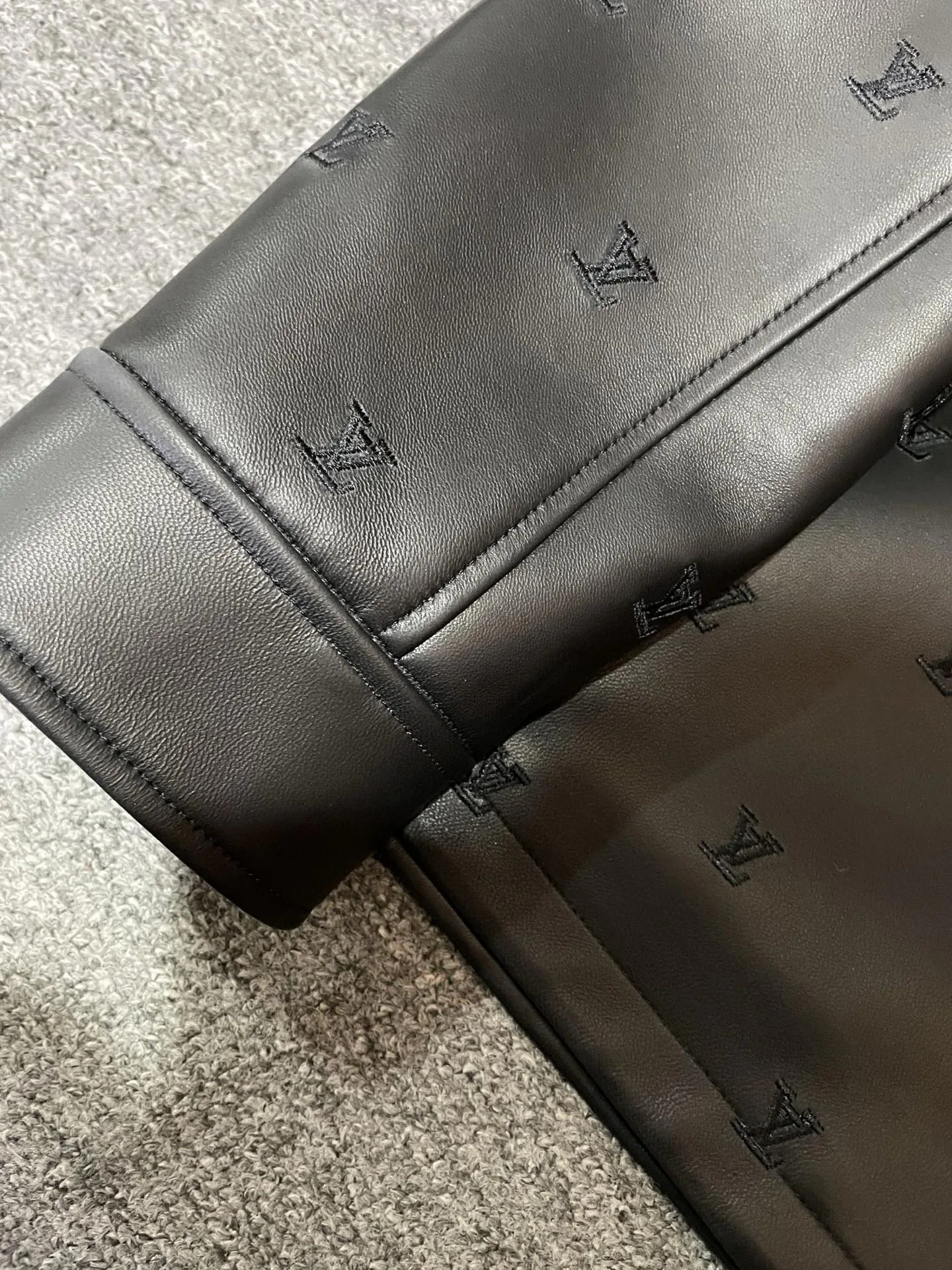 Кожаные Куртки И Дублёнки Женские Louis Vuitton 19236129