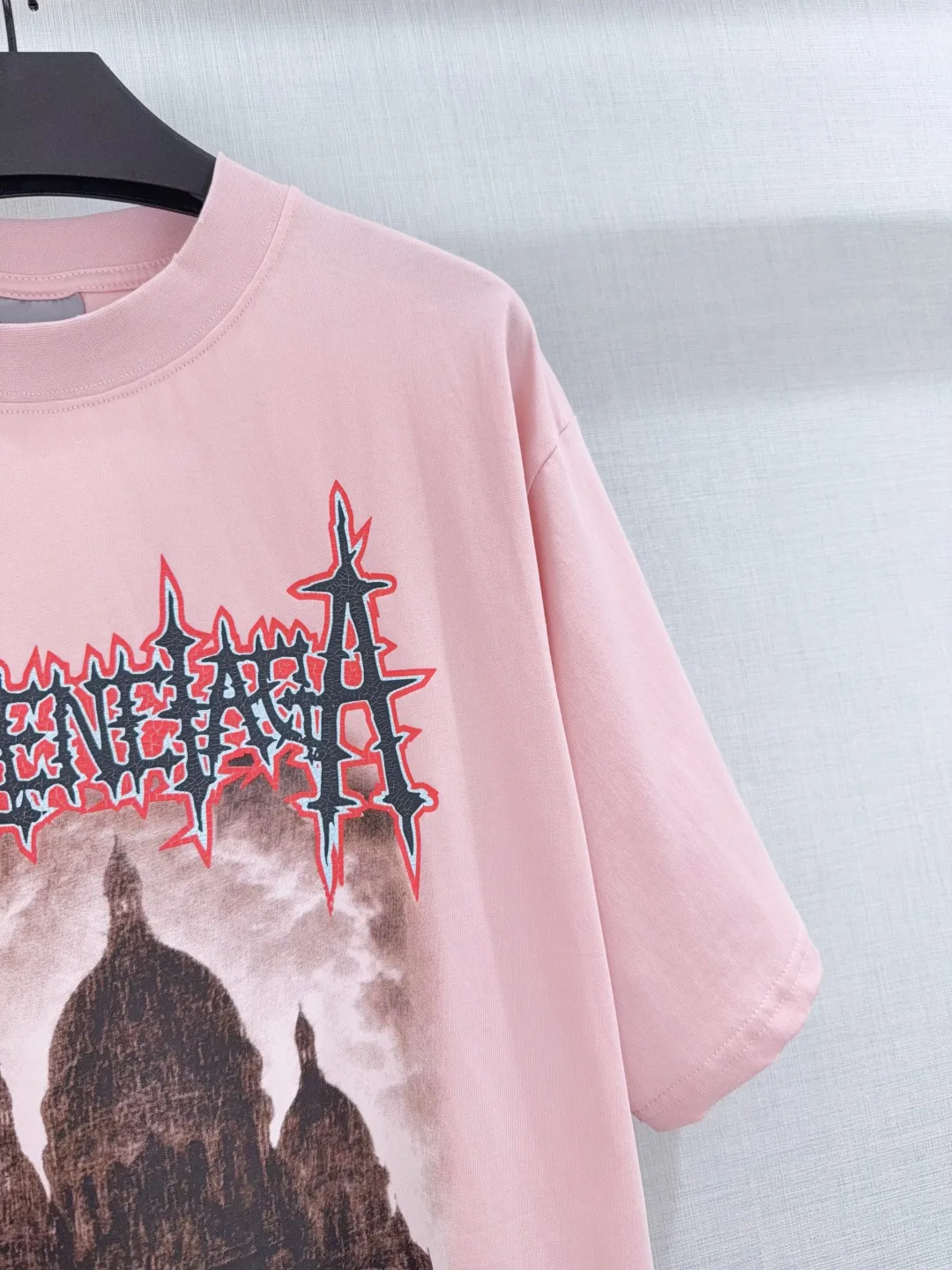 Футболки Женские Balenciaga 12737244