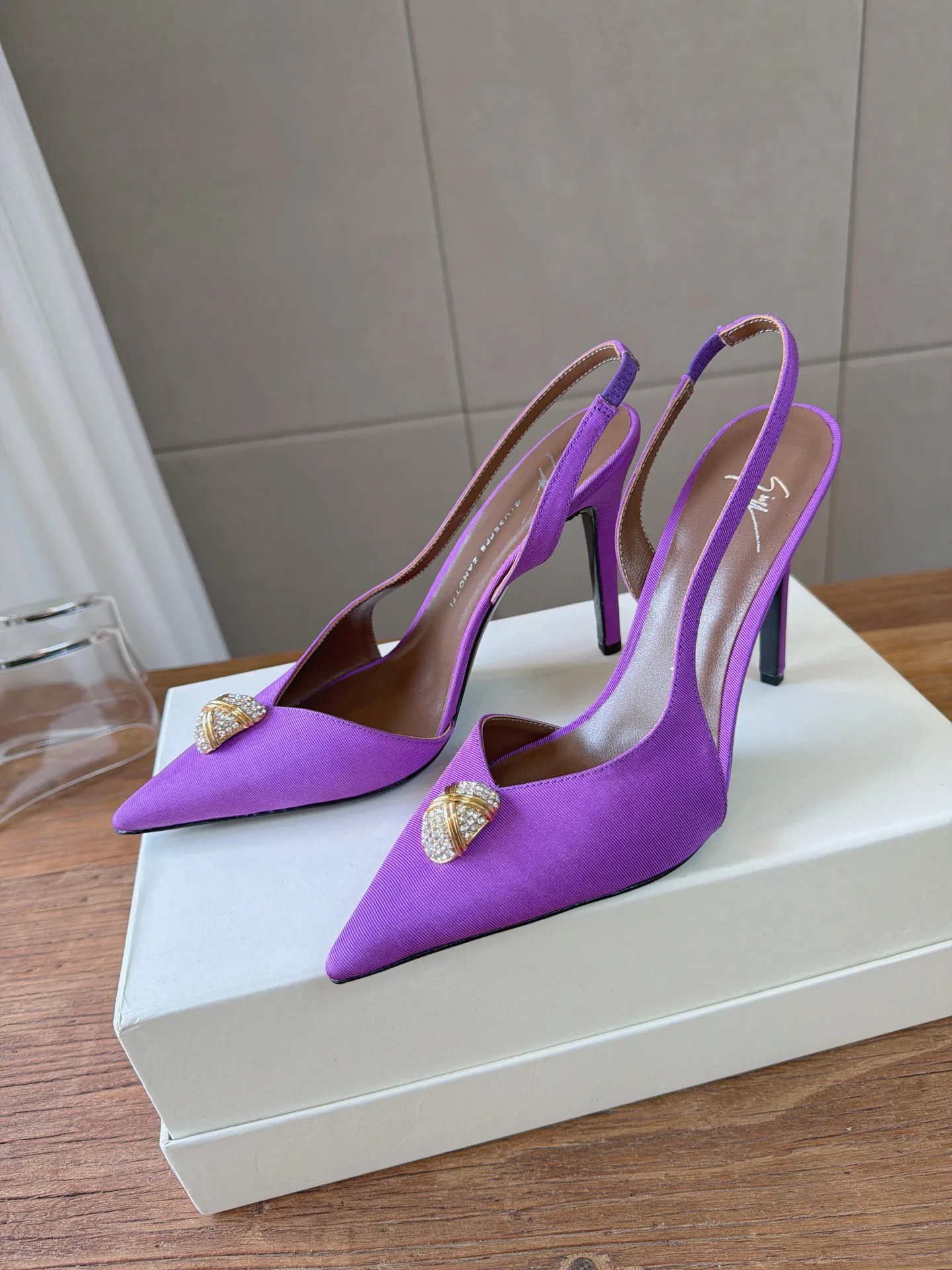 Туфли Женские Giuseppe Zanotti 19416011