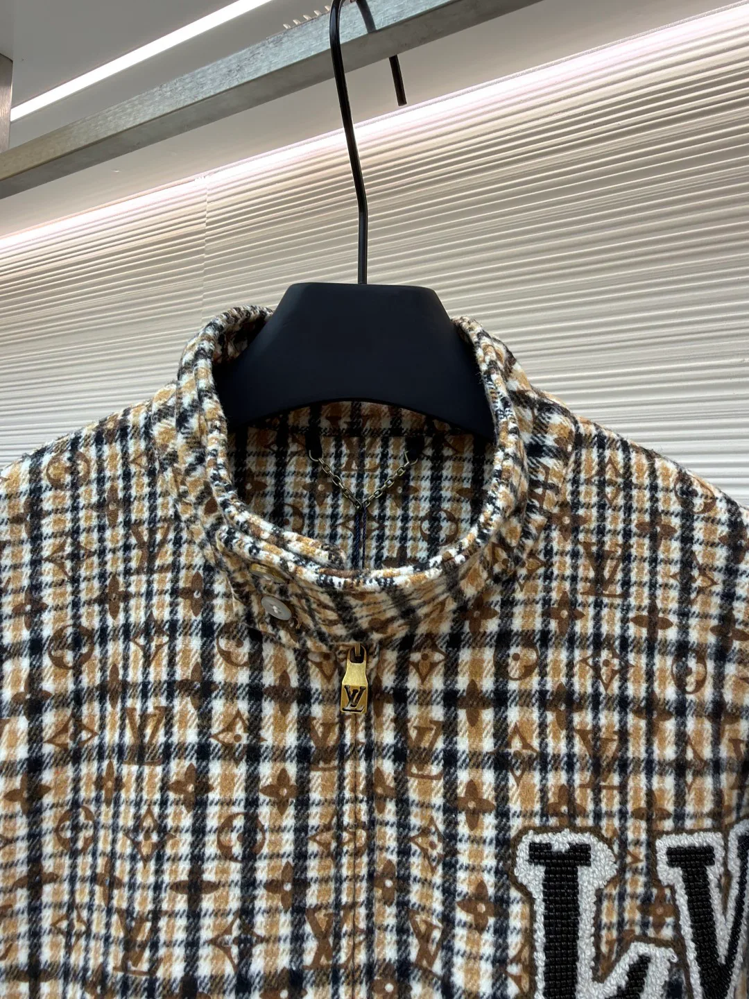 Куртки И Пуховики Мужские Louis Vuitton 11245776