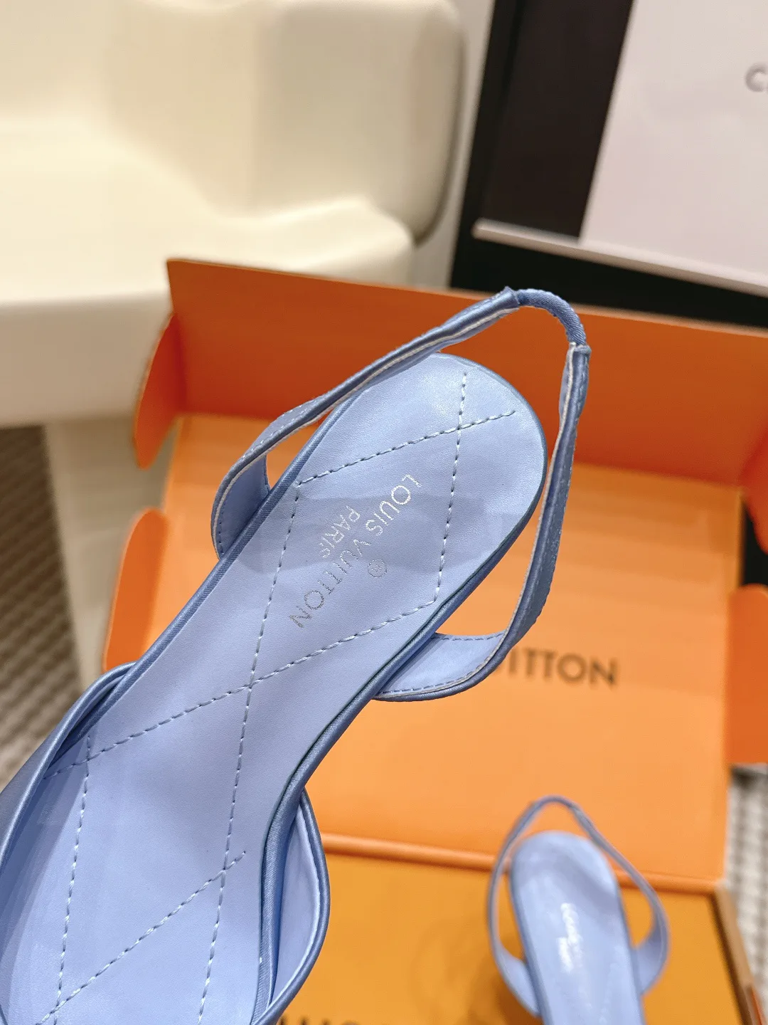 Туфли Женские Louis Vuitton 11518541