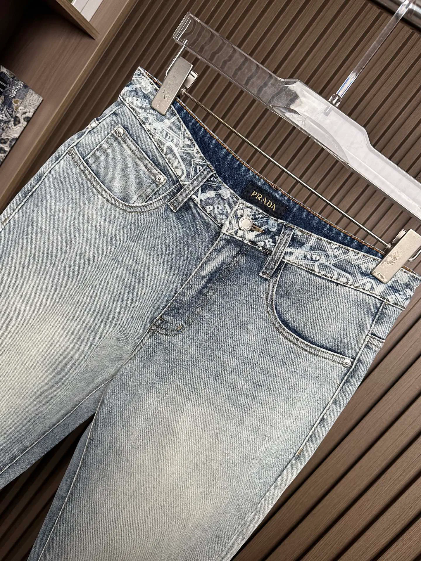 Джинсы Женские Prada 12192792