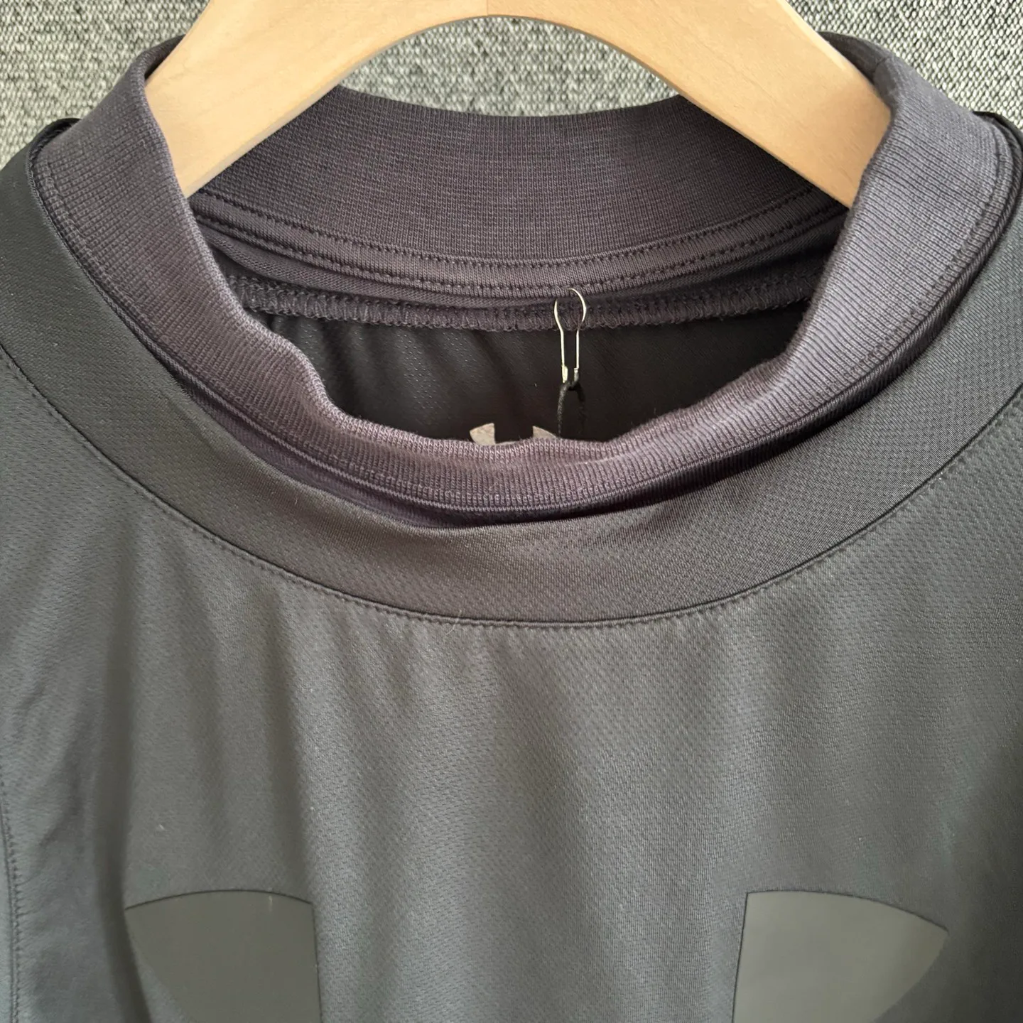 Лонгсливы Женские Balenciaga 17167