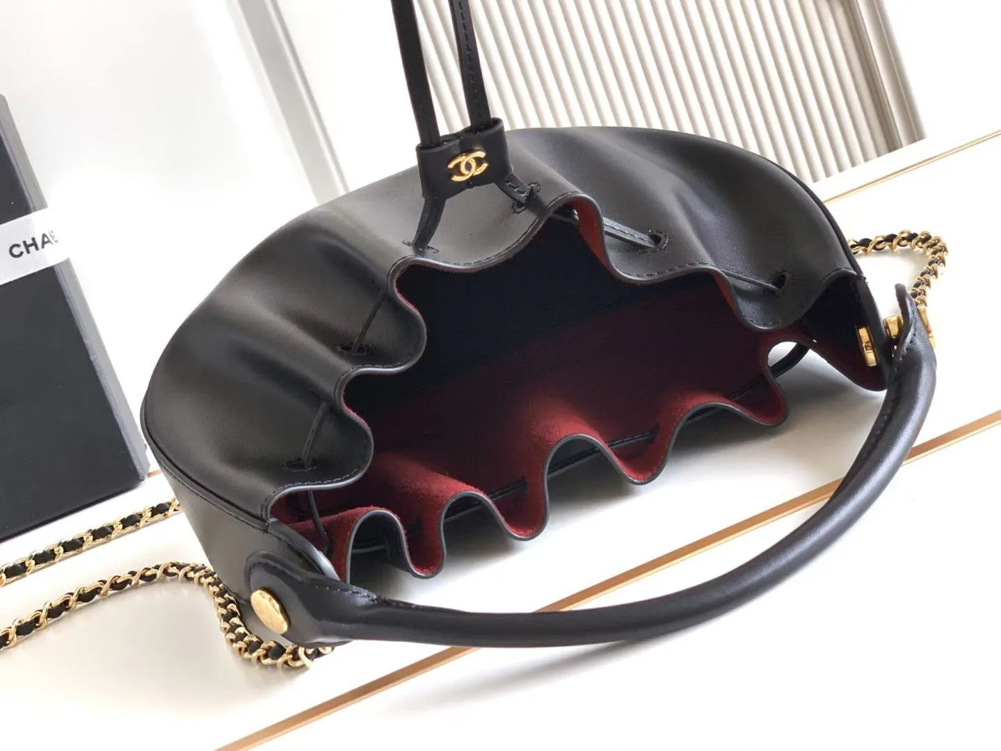 Классические Сумки Женские Chanel 18058124