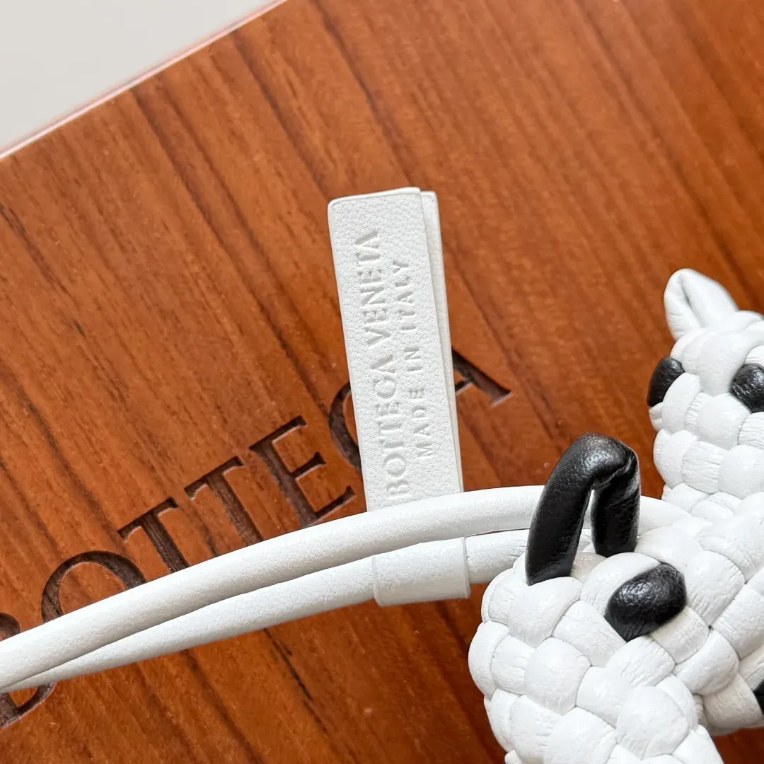 Ключницы Bottega Veneta 546018