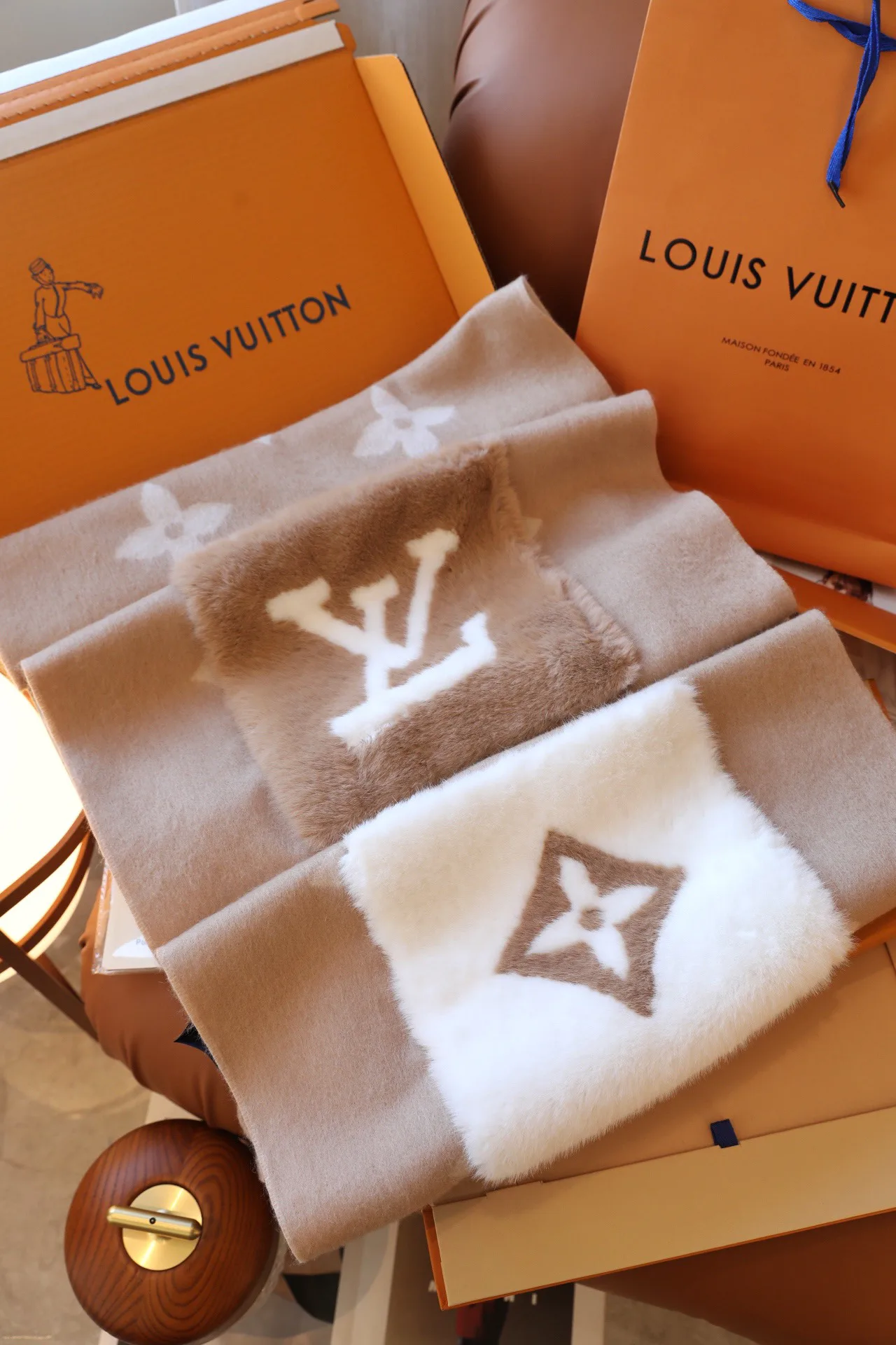 Шарфы Louis Vuitton 11654294
