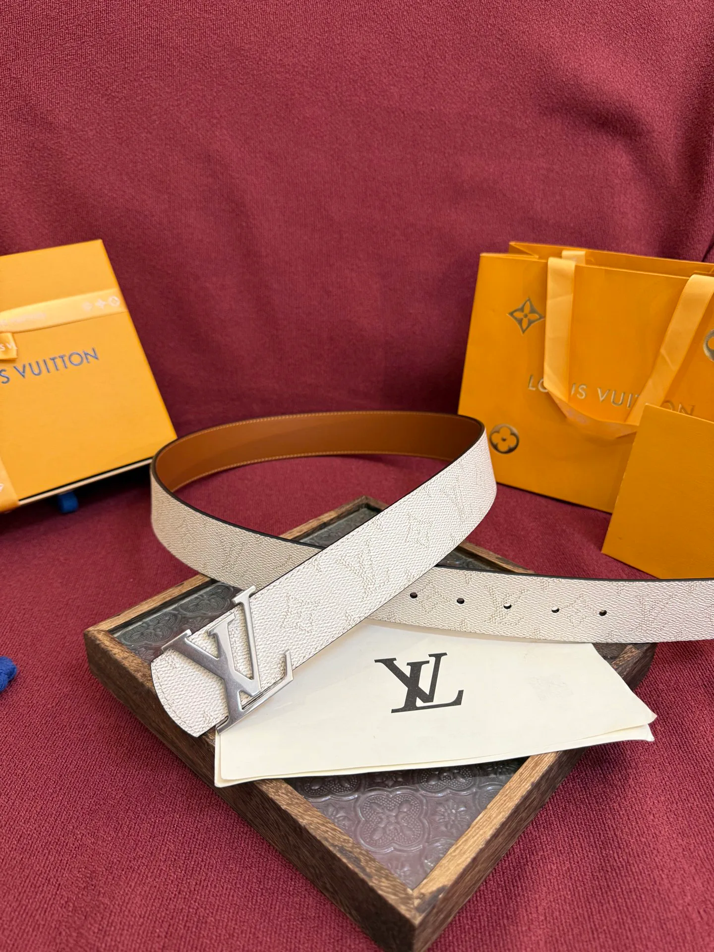 Ремни Louis Vuitton 5070283