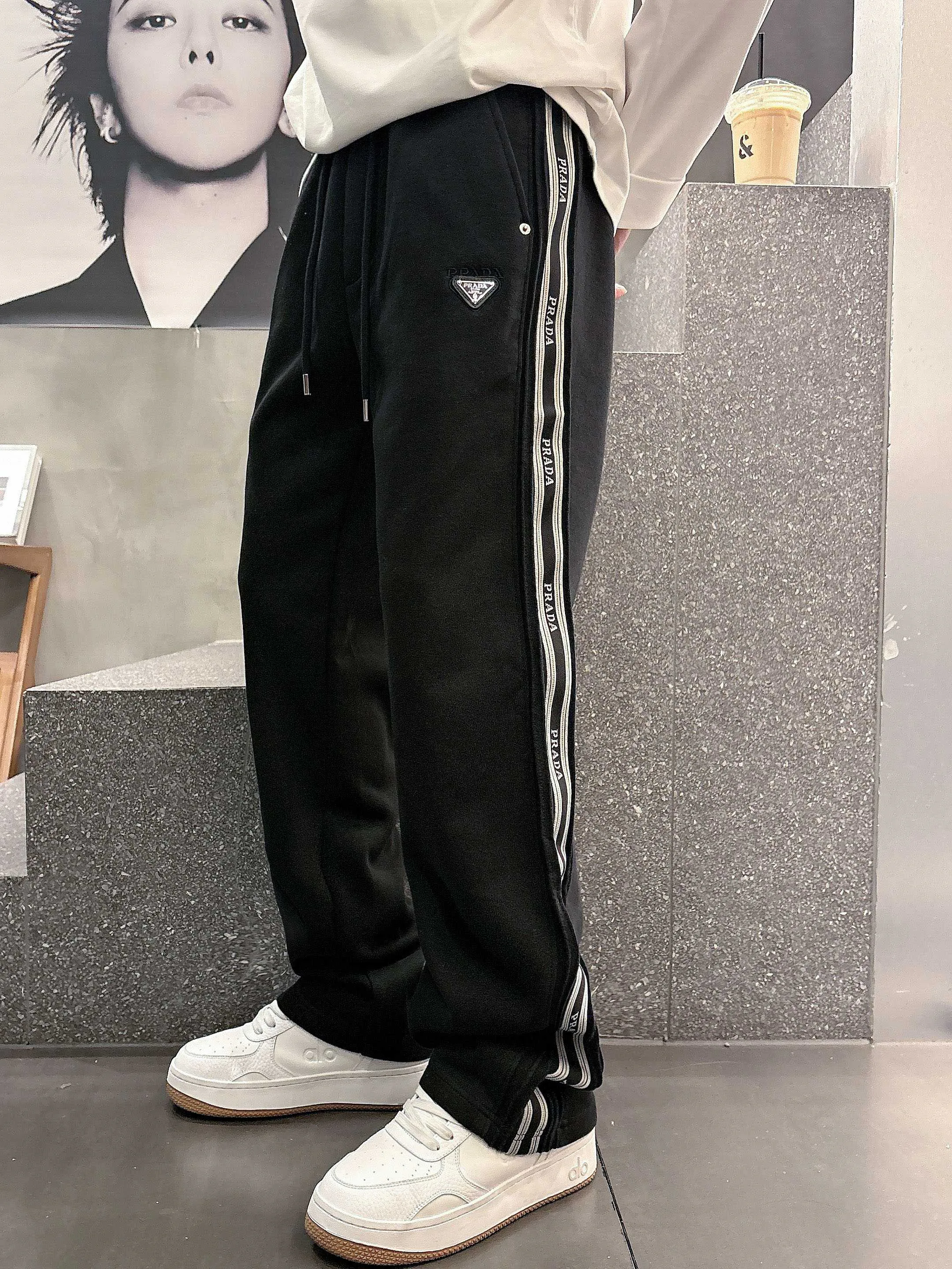 Брюки Женские Prada 10122746