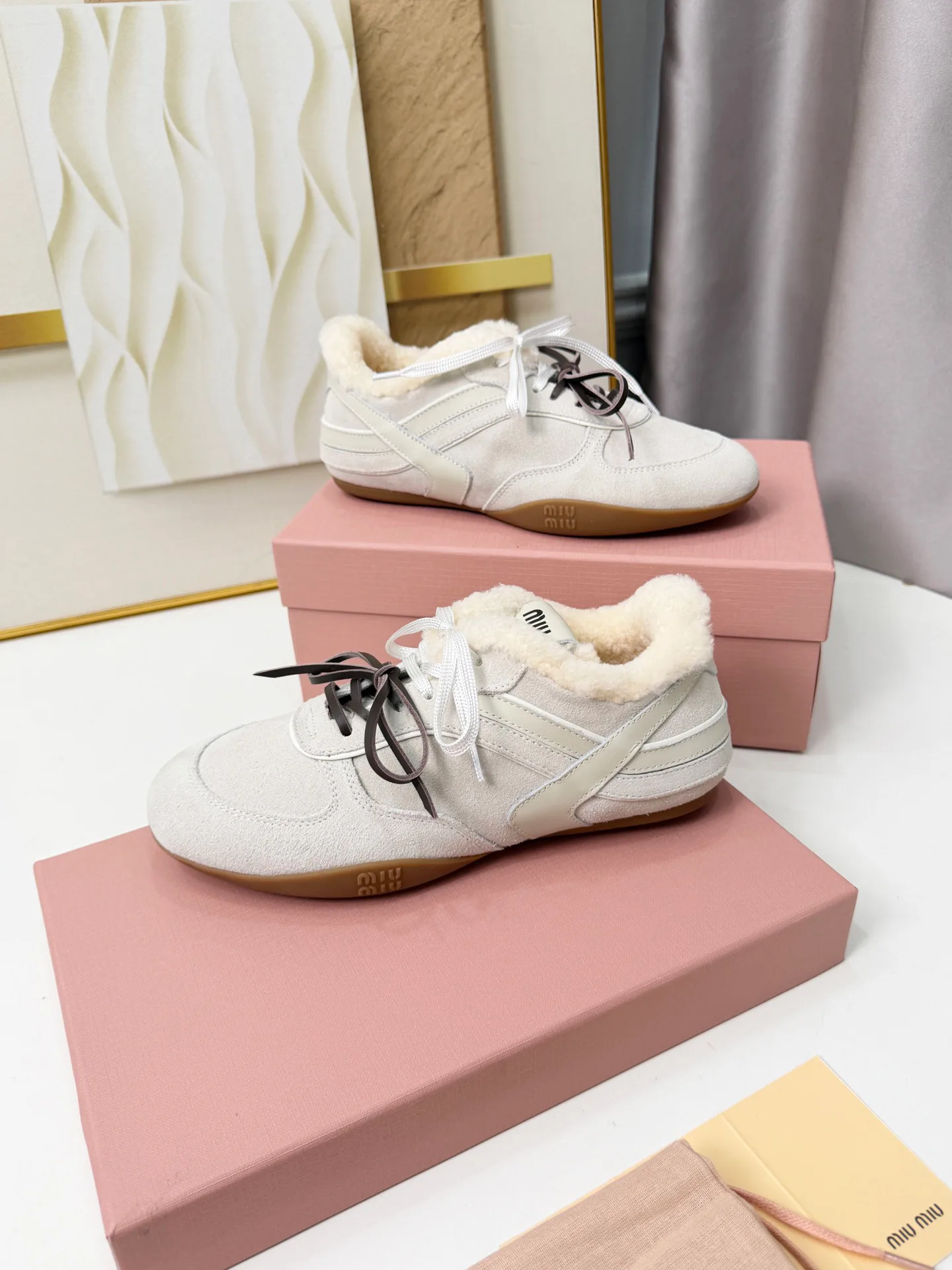 Кроссовки Женские Miu Miu 19292550