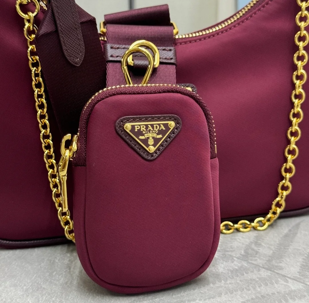 Сумки На Ремне Женские Prada 11627366