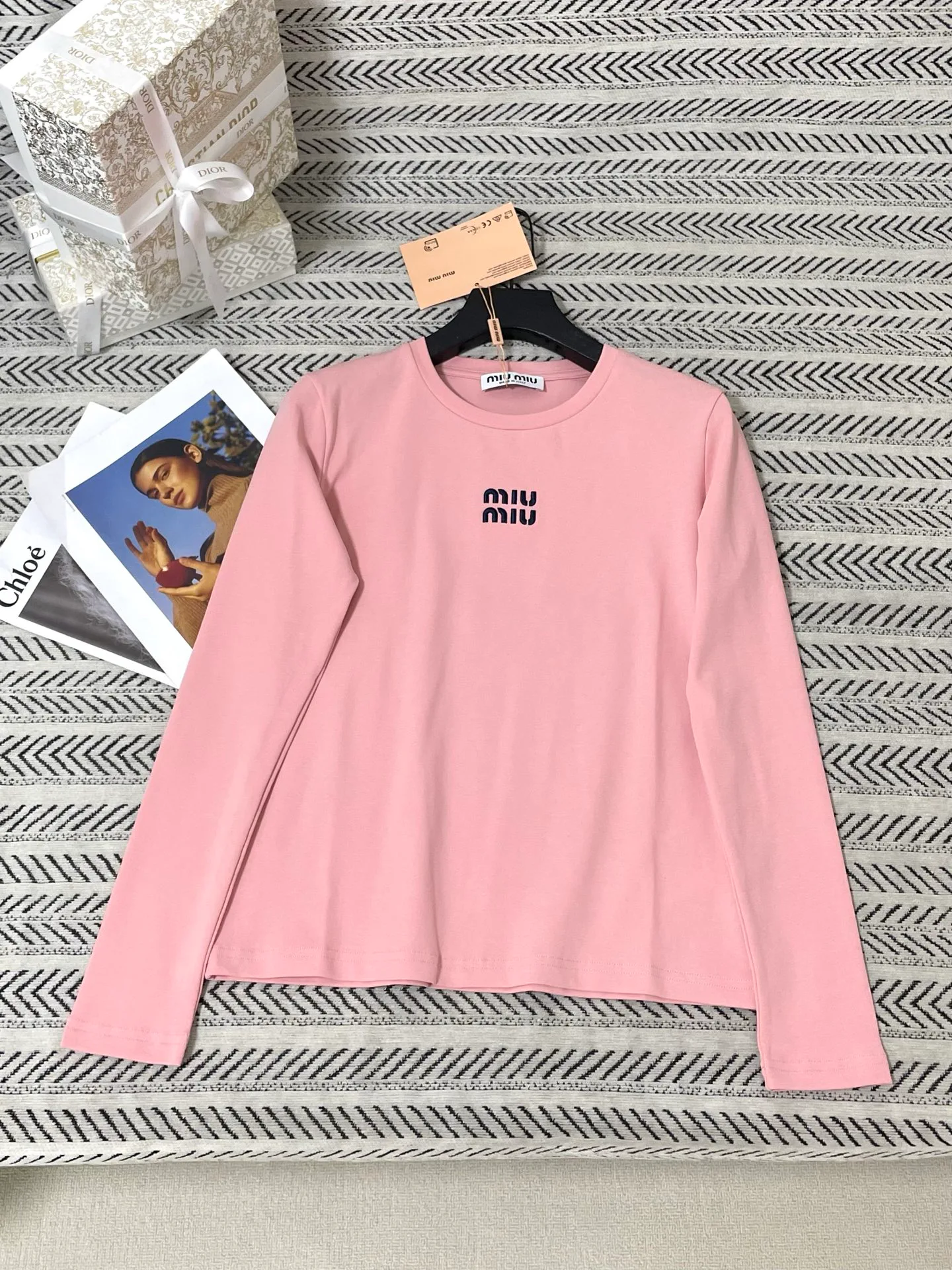 Футболки Женские Miu Miu 19749341