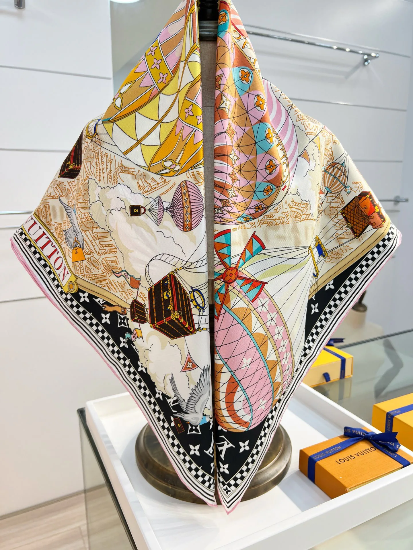 Платки Louis Vuitton 11394232