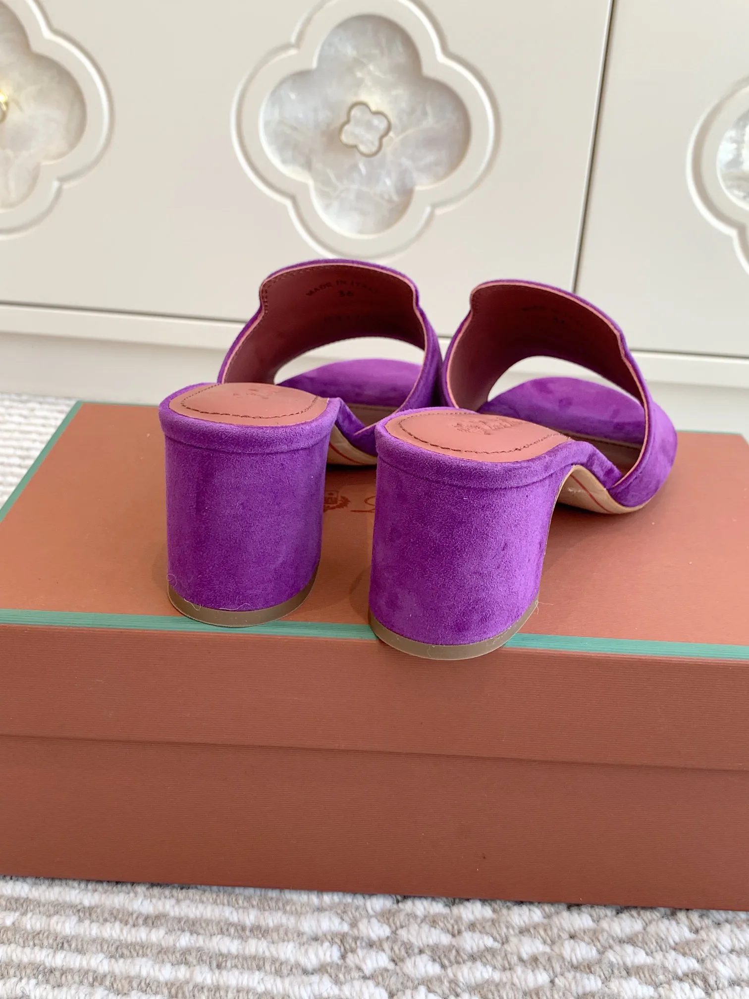 Босоножки Женские Loro Piana 9773