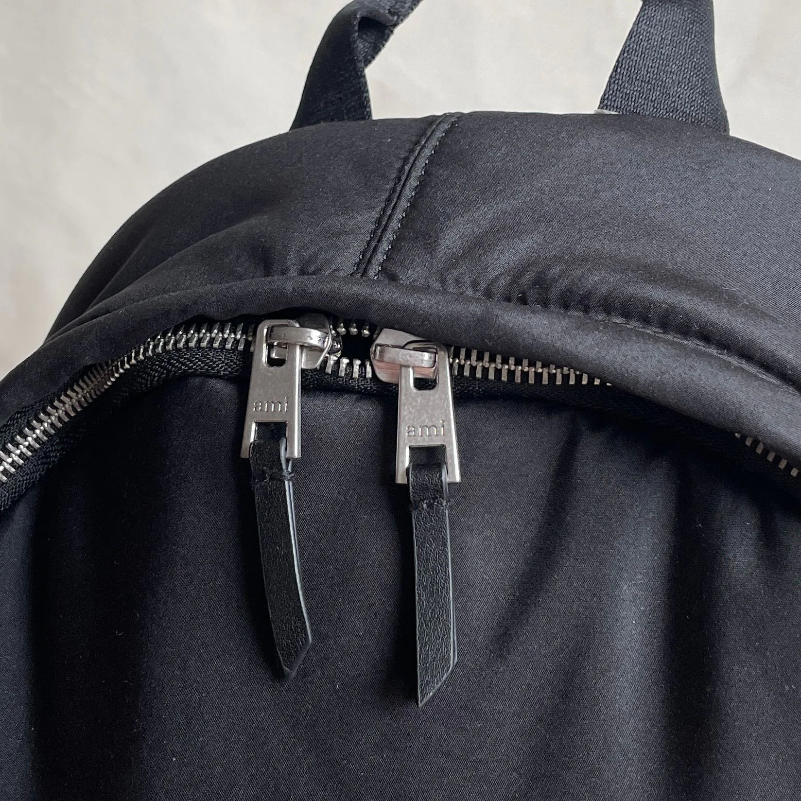 Рюкзаки Женские Ami Paris 1270013