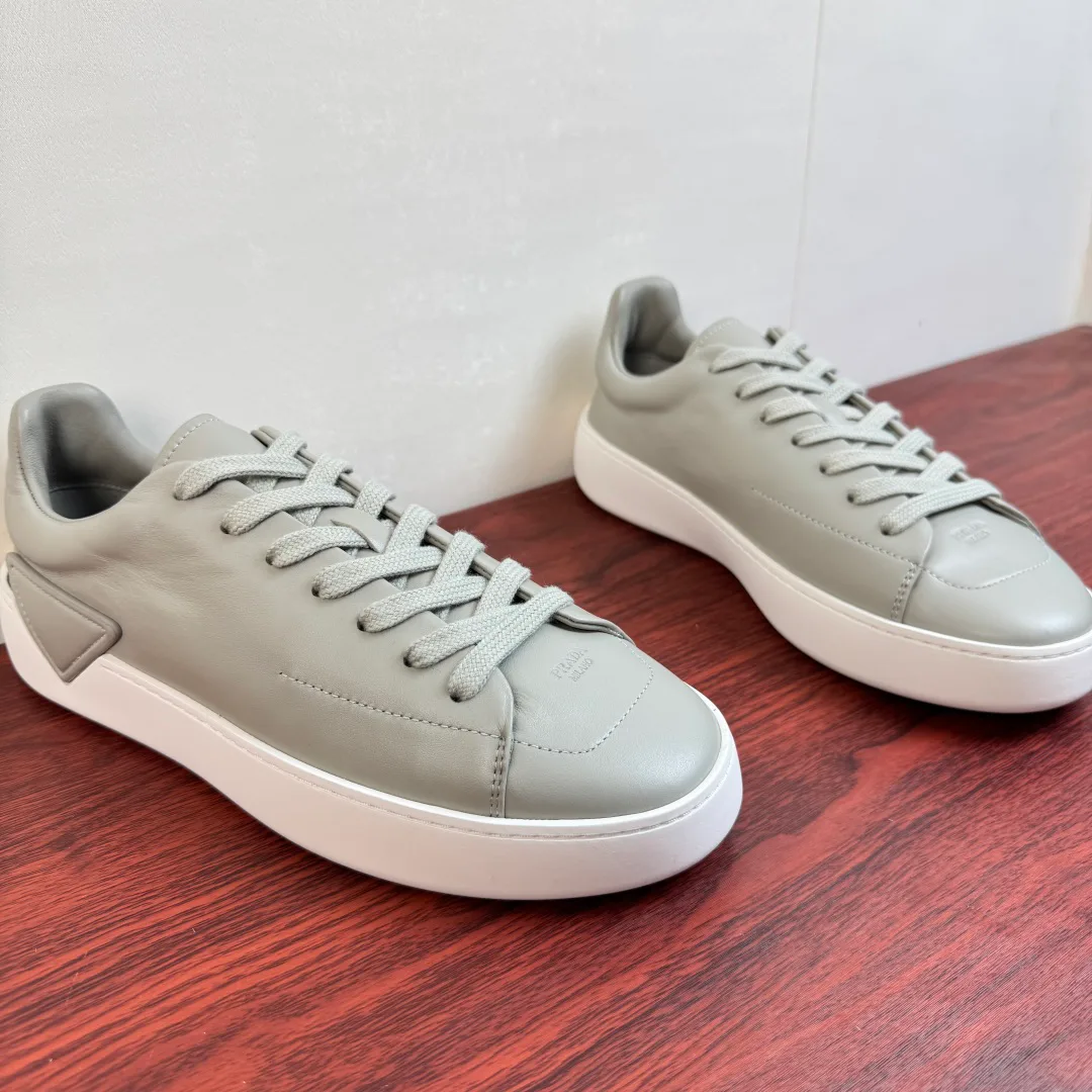 Кроссовки Мужские Prada 16935028