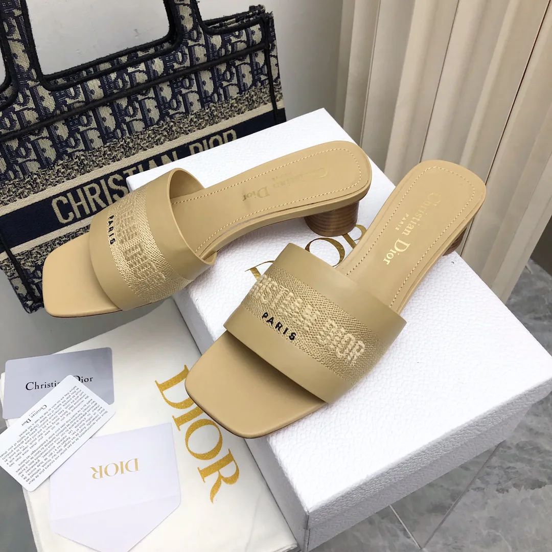 Босоножки Женские Christian Dior 18633976