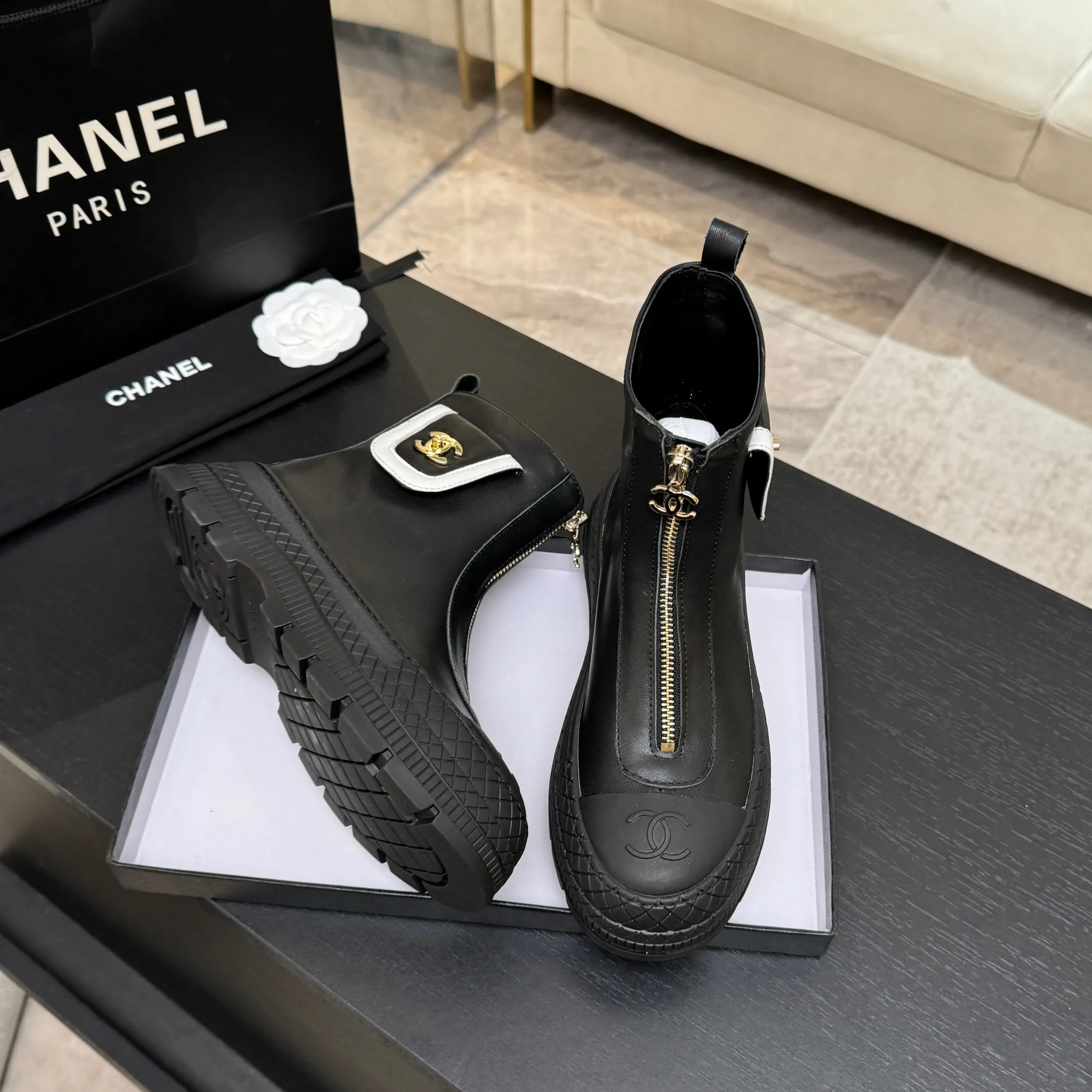 Ботинки Женские Chanel 17899994
