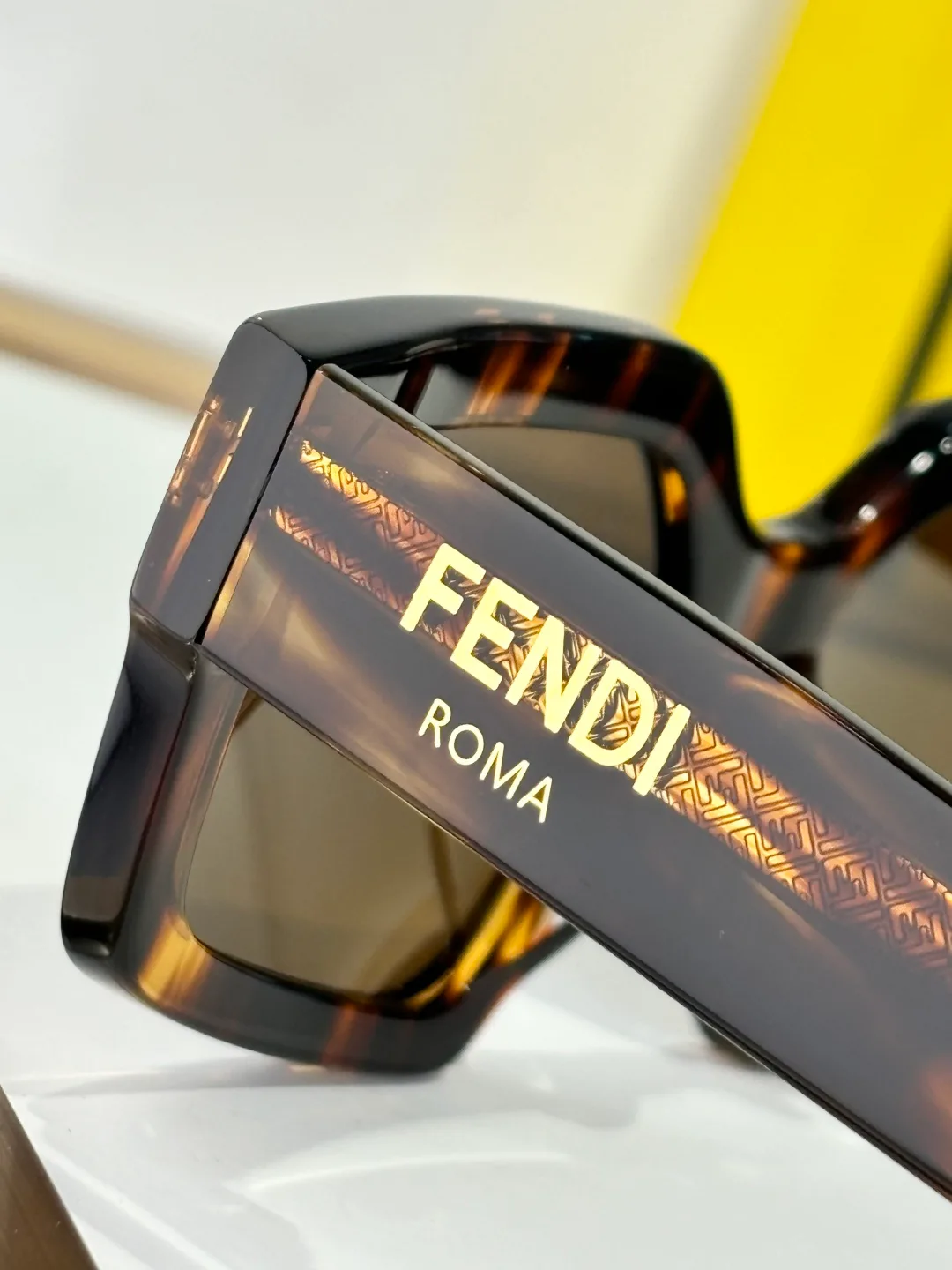 Очки Fendi 25740