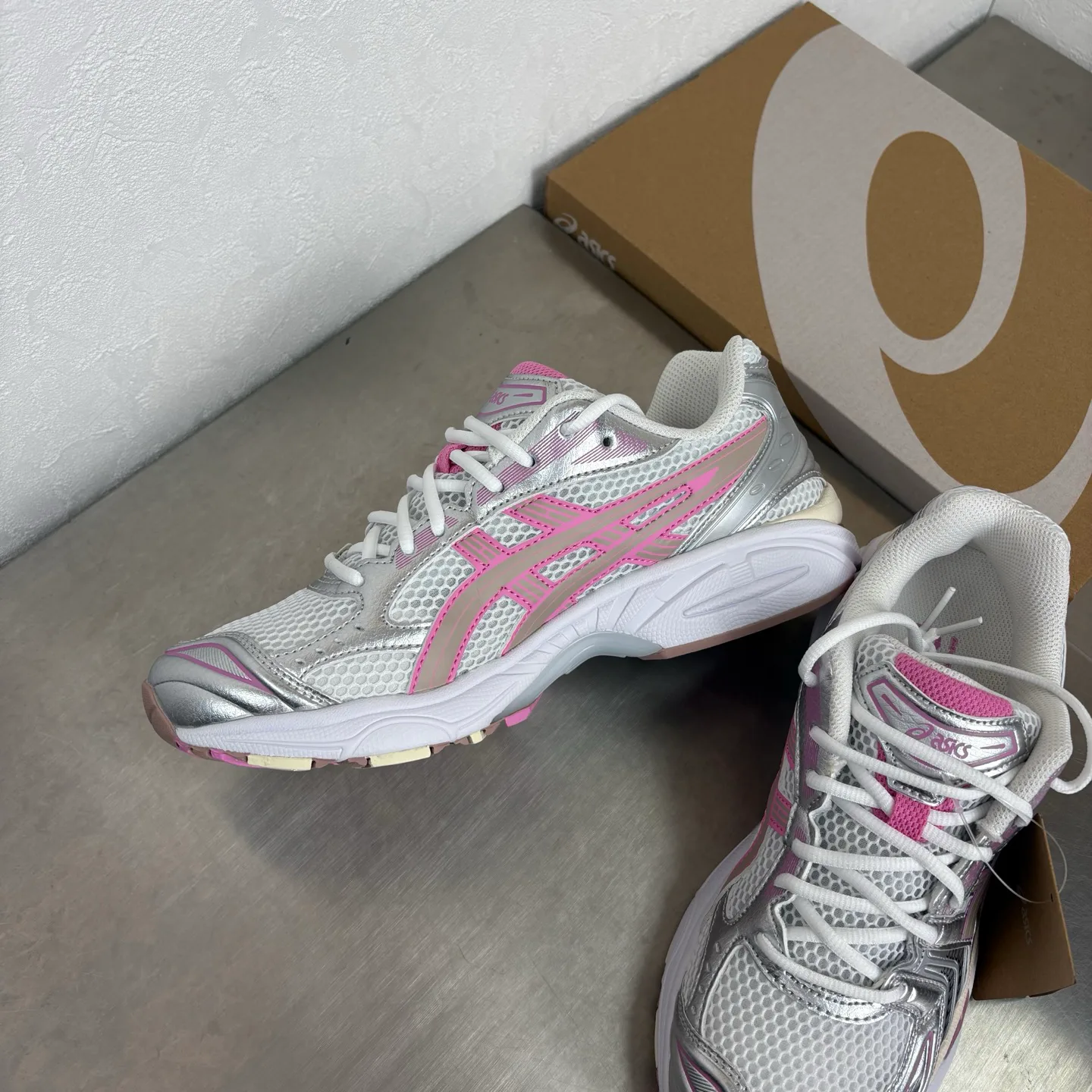 Кроссовки Женские Asics 18744164