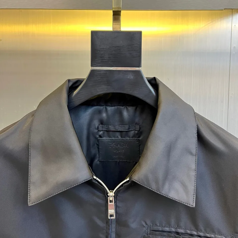 Куртки Женские Prada Куртки Женские Prada