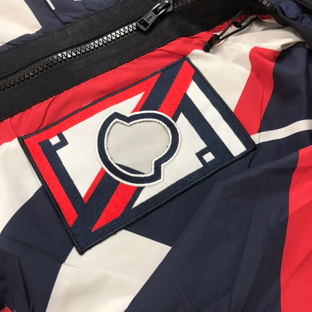 Куртки И Пуховики Мужские Moncler 13230264