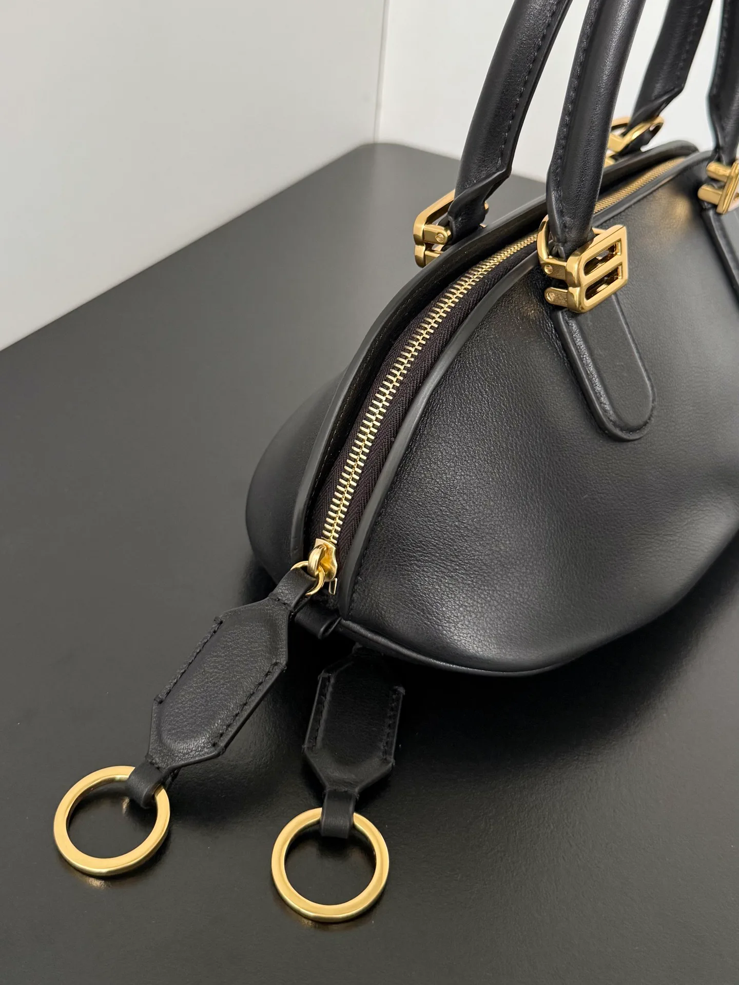 Клатчи Женские Balenciaga 11386878
