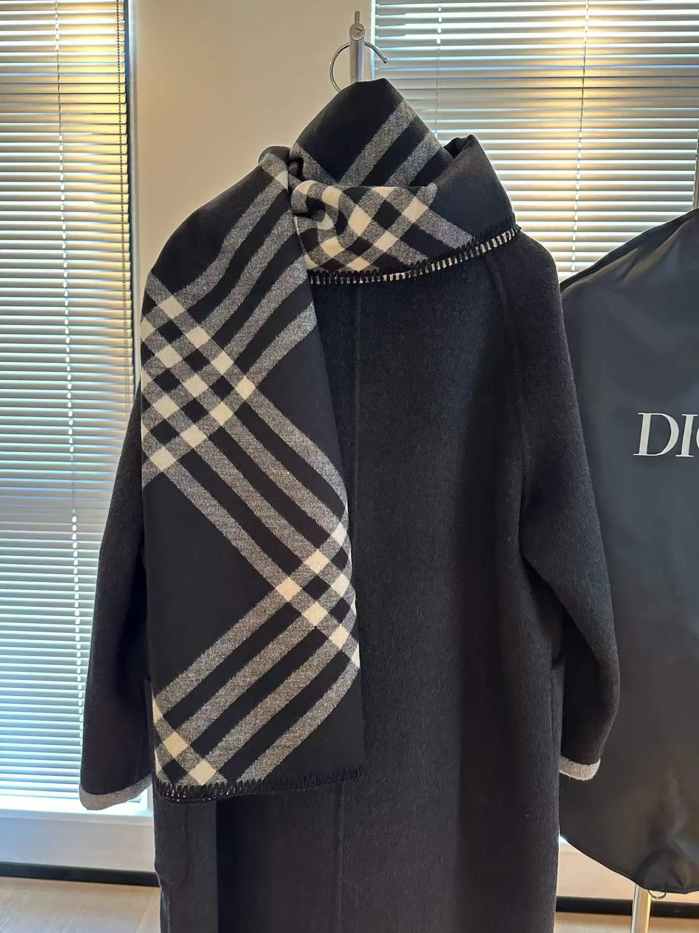 Пальто Женские Christian Dior 19189545