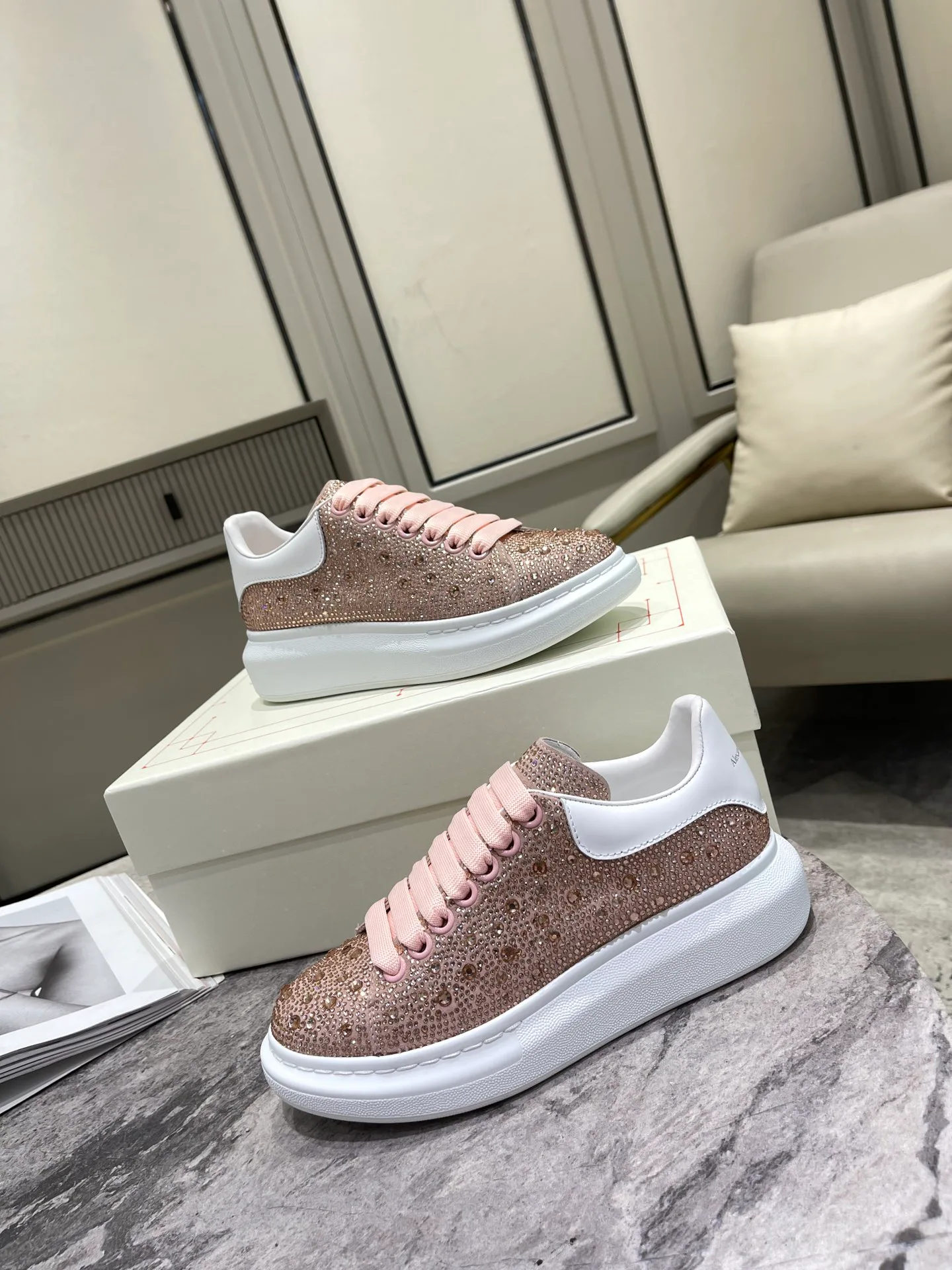 Кроссовки Женские Alexander Mcqueen 3446195