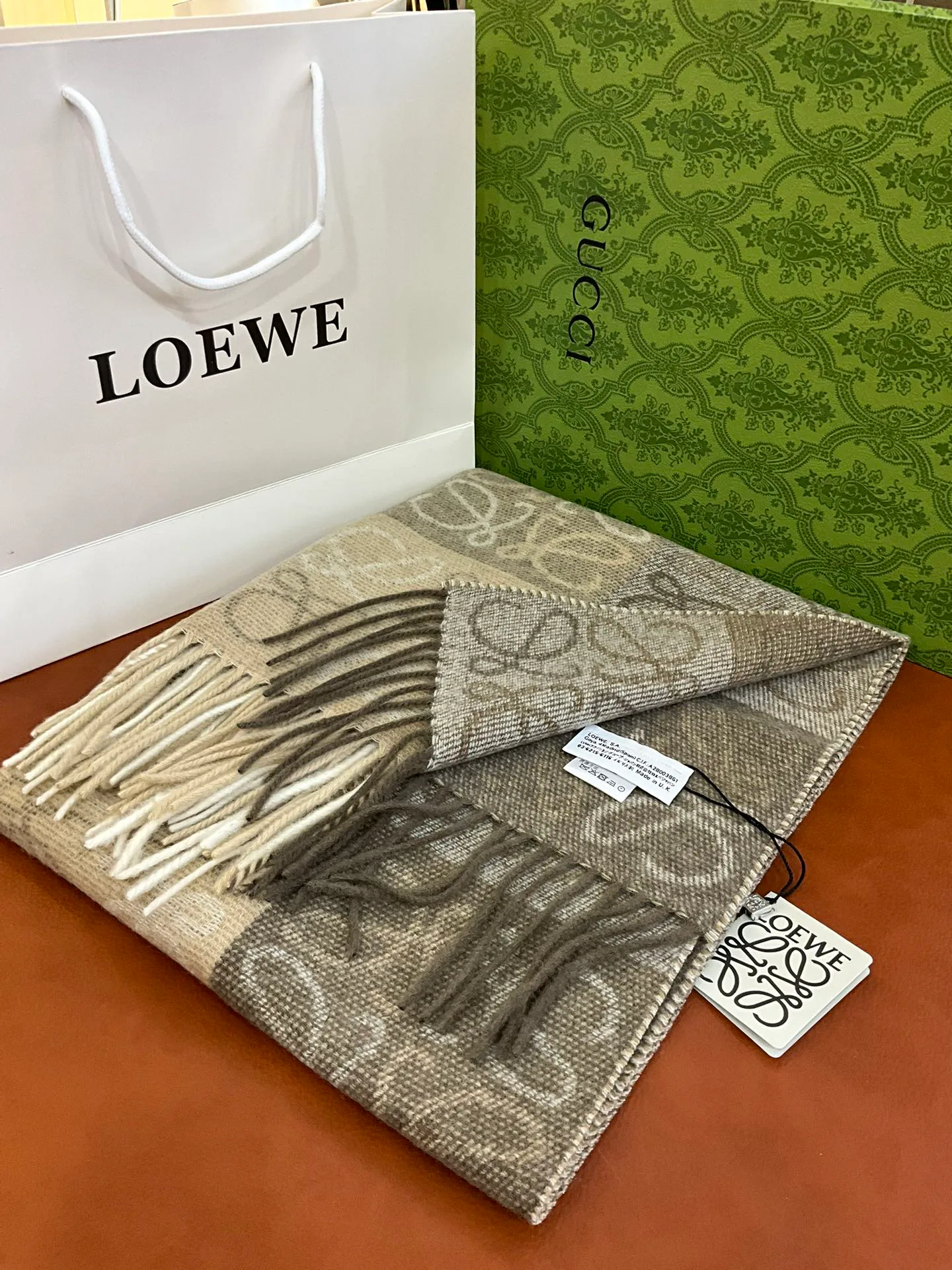 Шарфы Loewe 24051