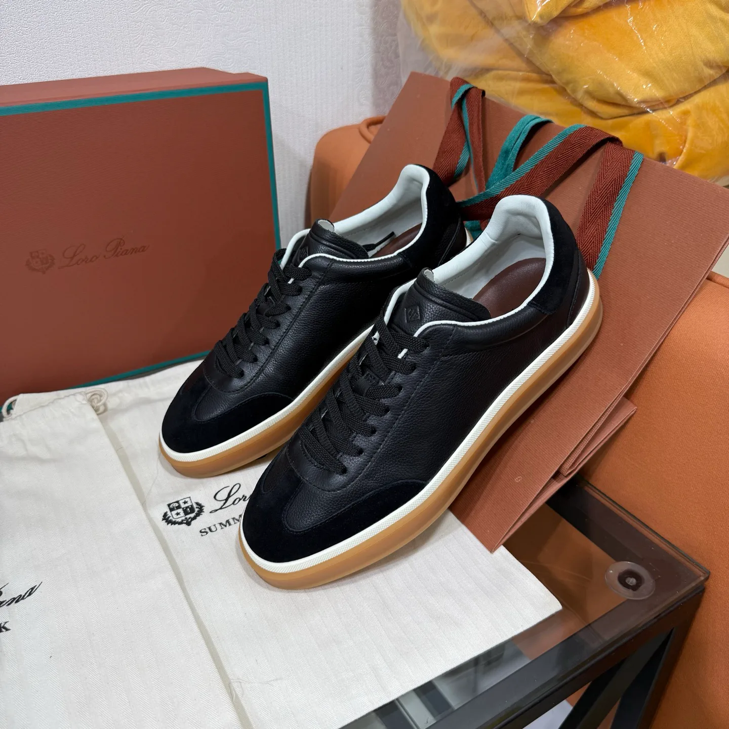Кроссовки Женские Loro Piana 17955589