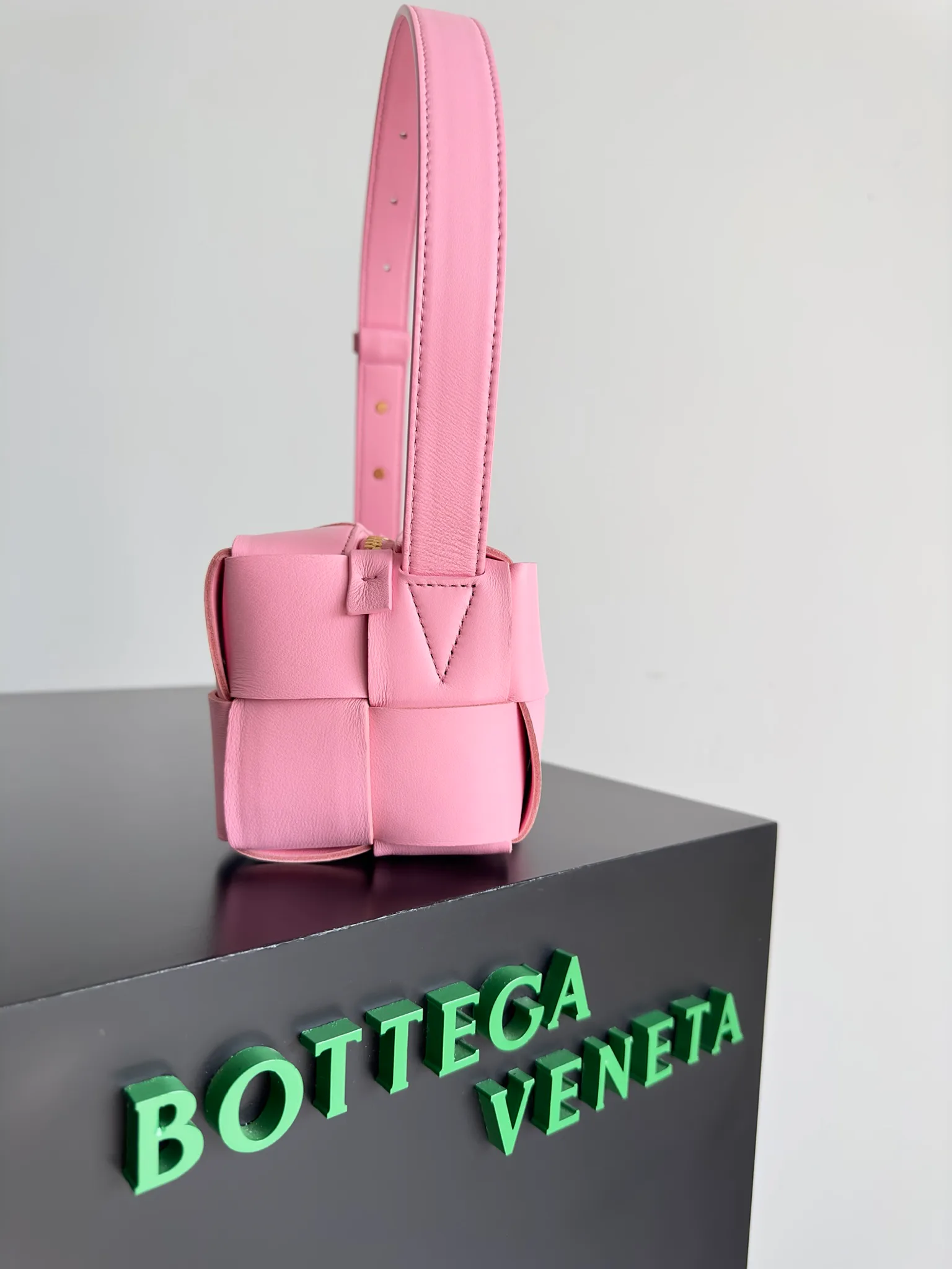 Сумки На Ремне Женские Bottega Veneta 368715