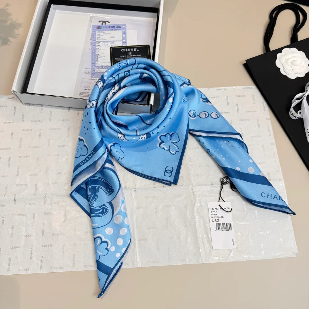 Платки Chanel 17498404
