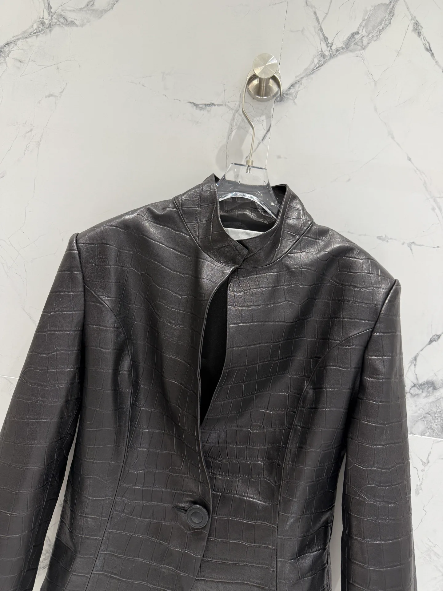 Кожаные Куртки И Дублёнки Женские Saint Laurent 11759323