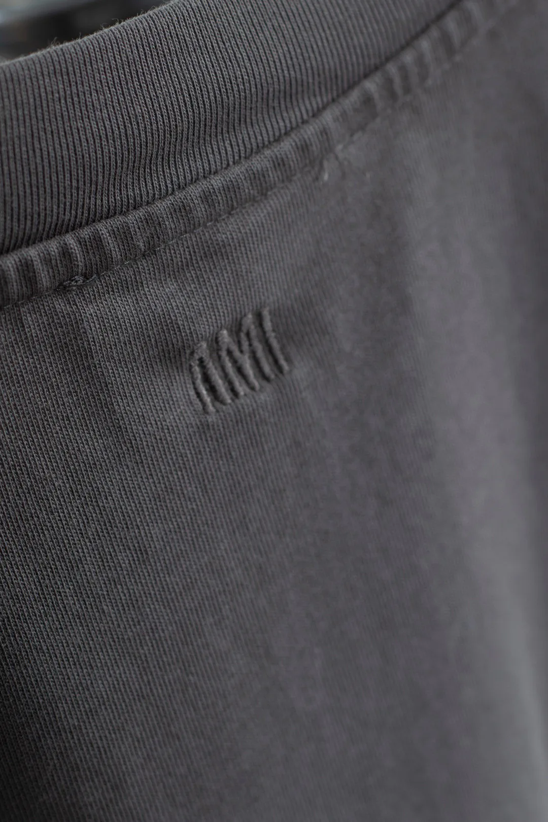 Футболки Женские Ami Paris 24234