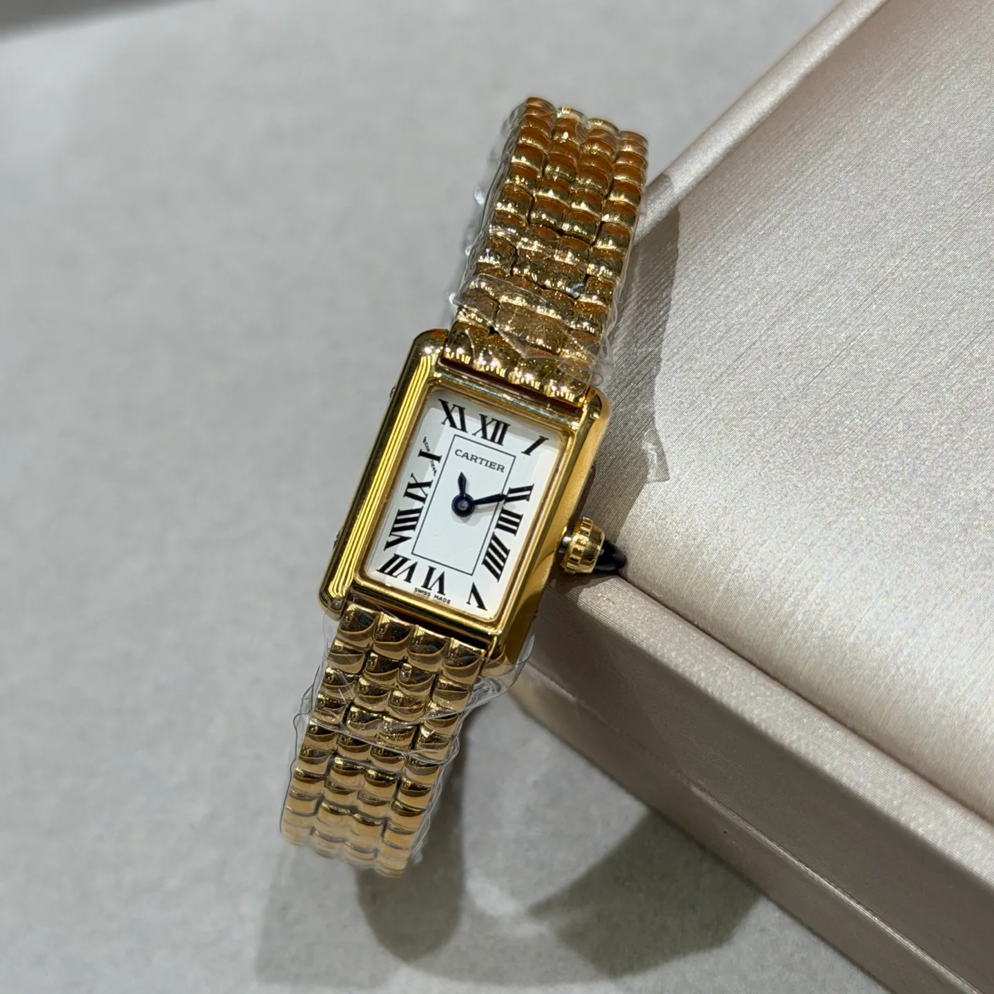Часы Женские Cartier 18362050