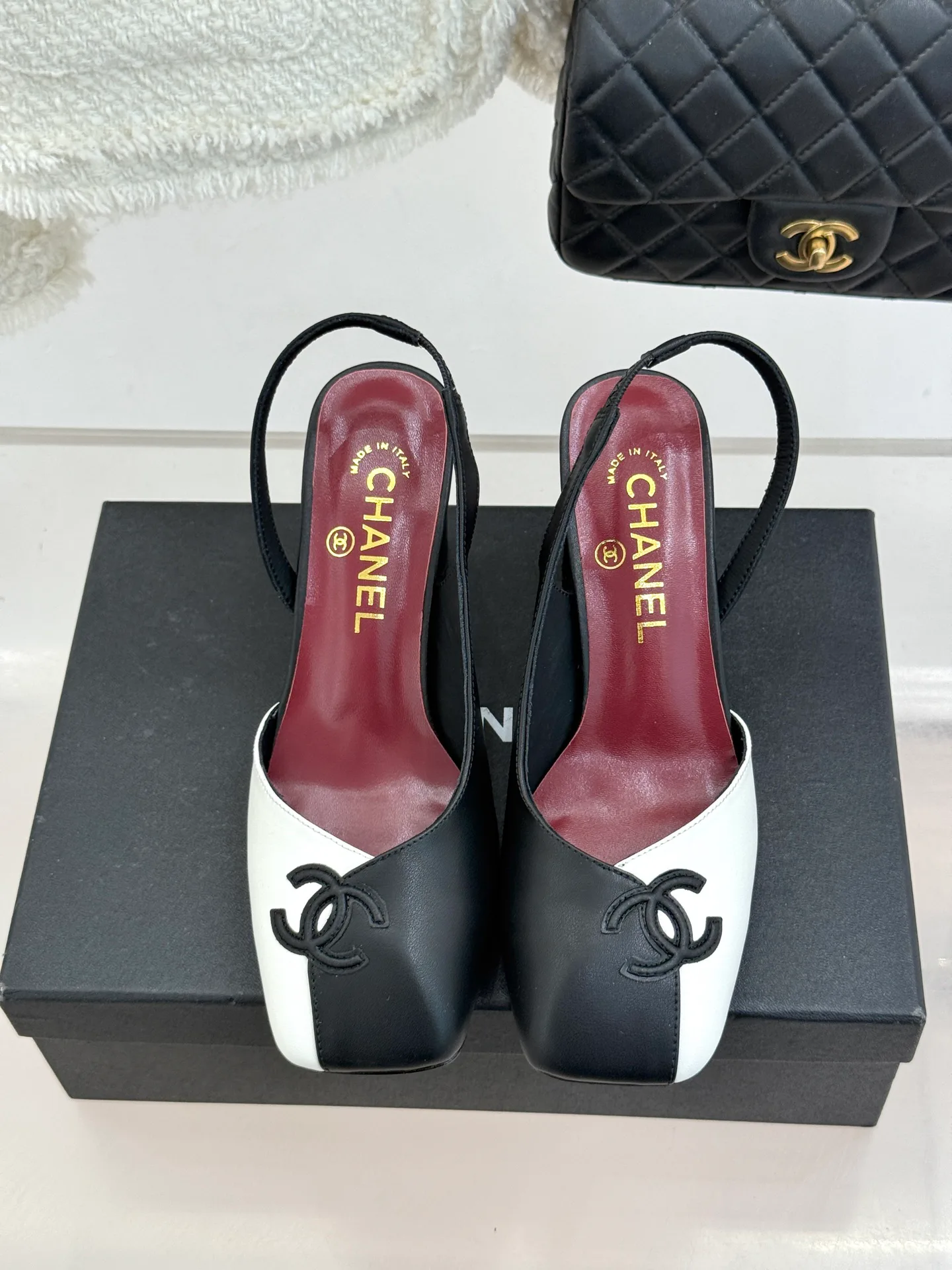 Босоножки Женские Chanel 11642196