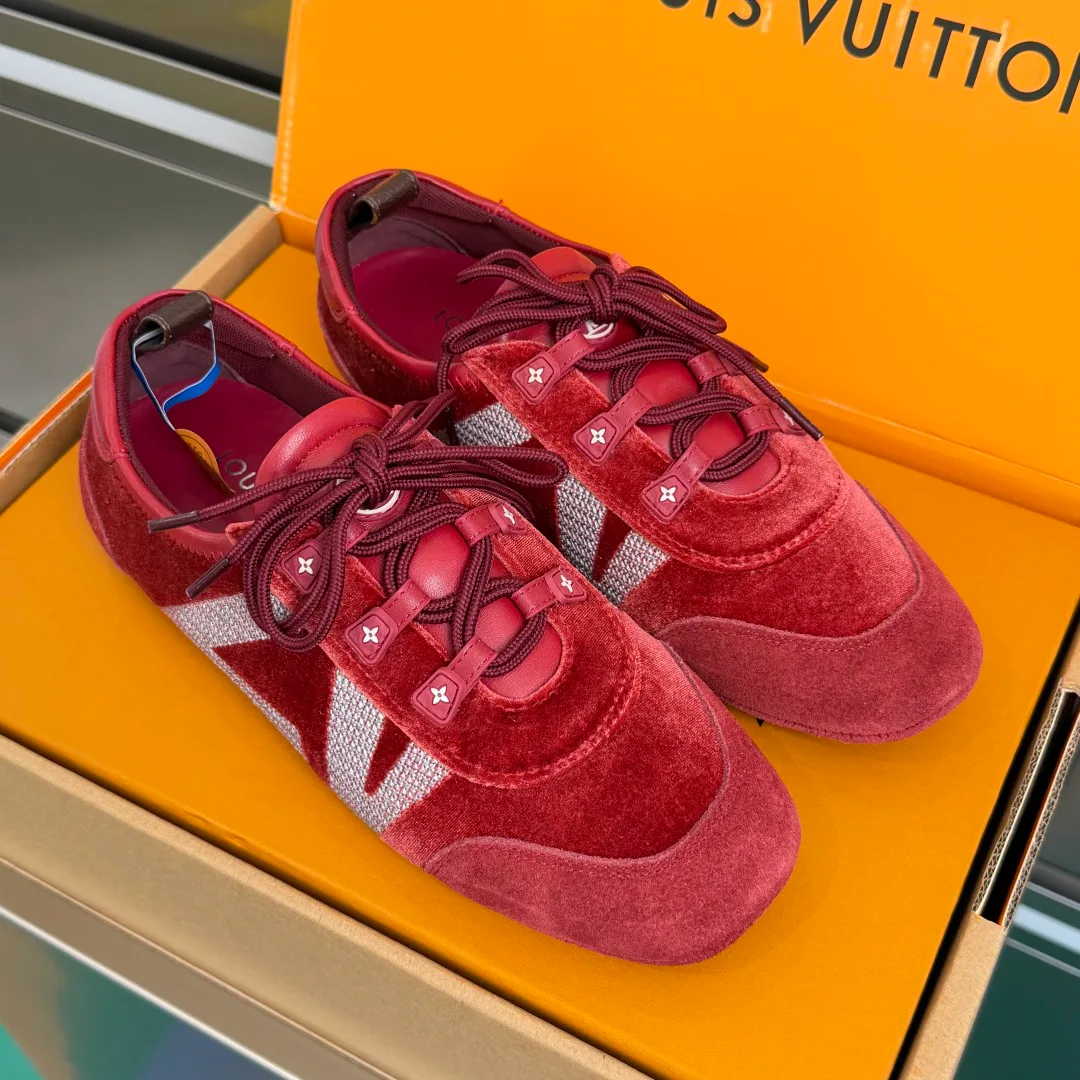 Кроссовки Женские Louis Vuitton 3134383
