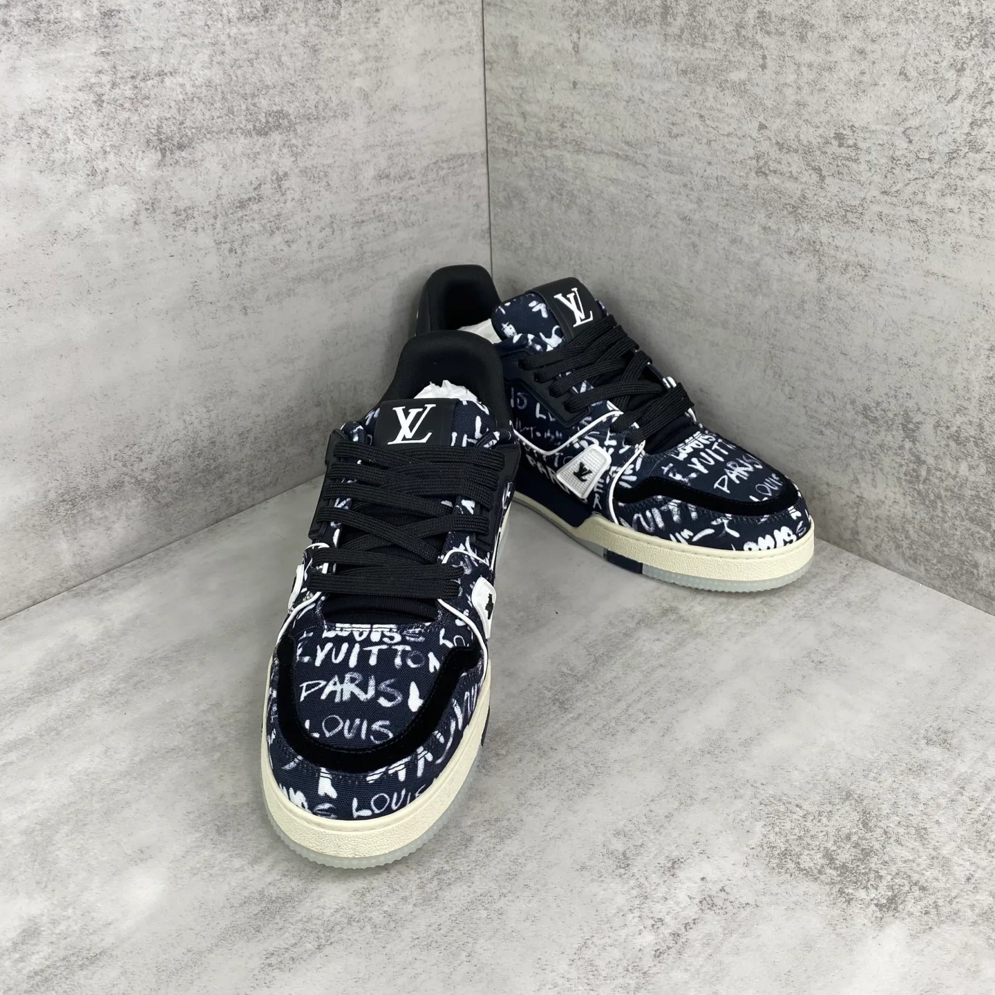 Кроссовки Женские Louis Vuitton 275324