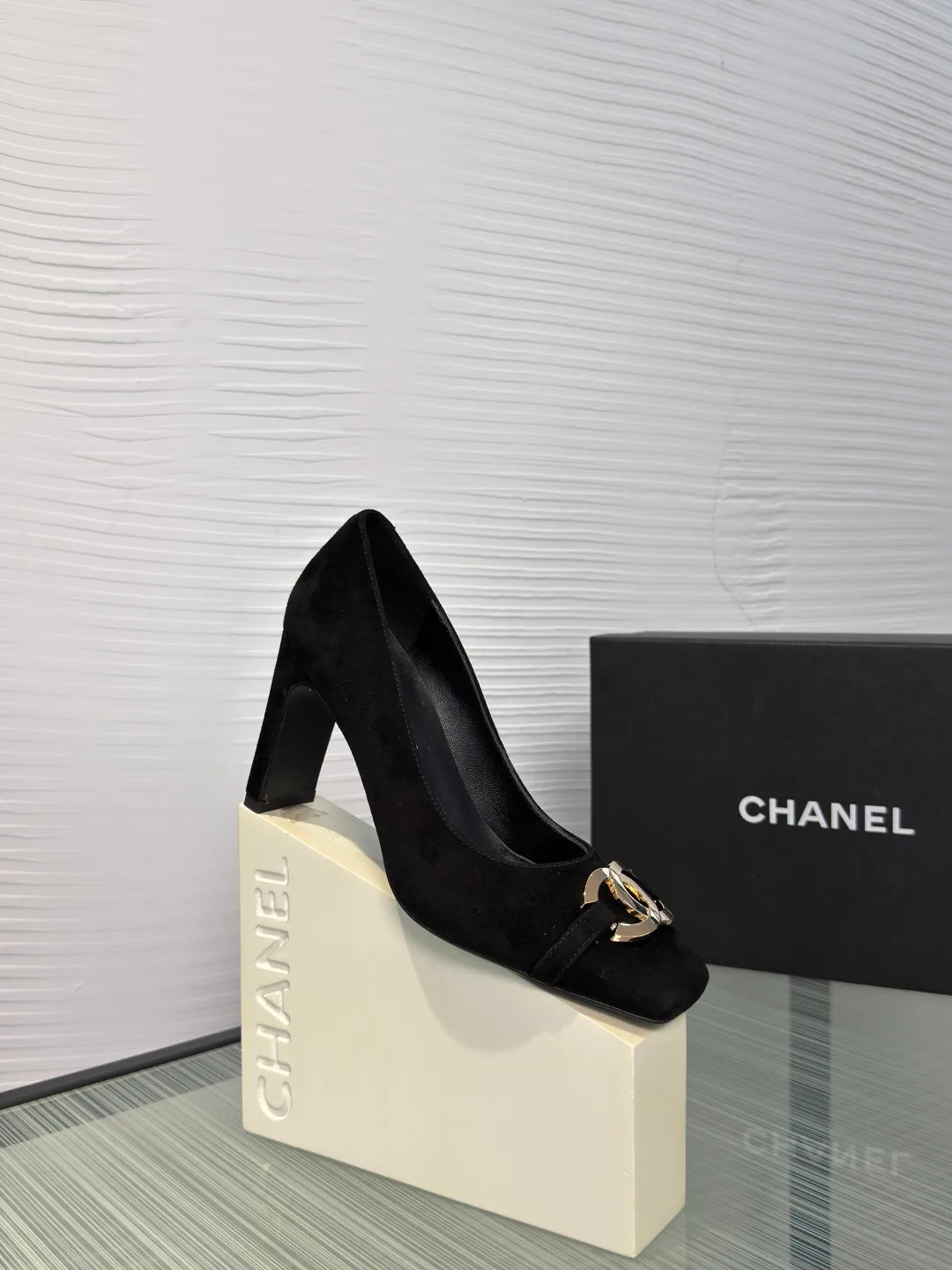 Туфли Женские Chanel 17480131