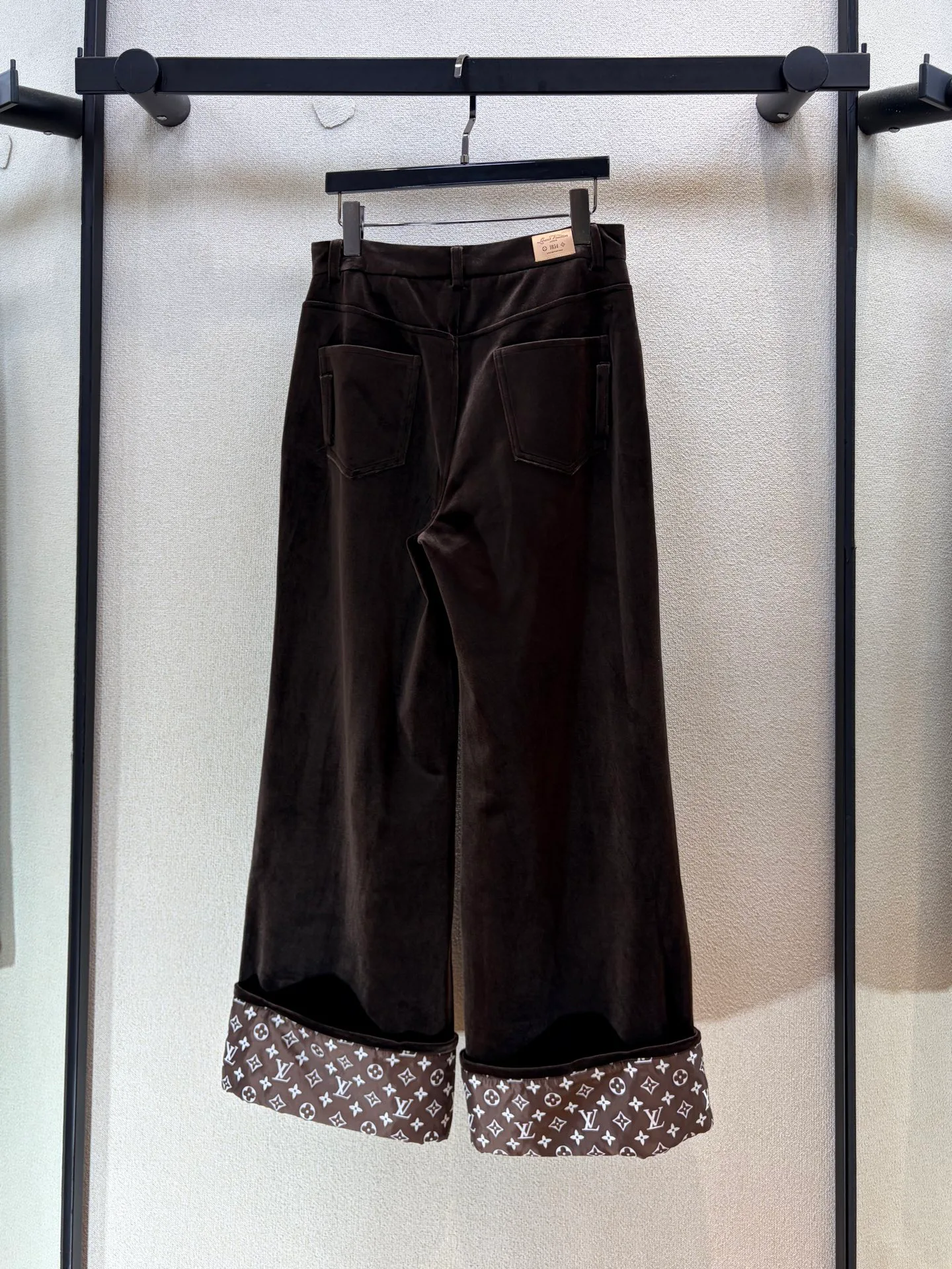 Брюки Женские Louis Vuitton 18605914