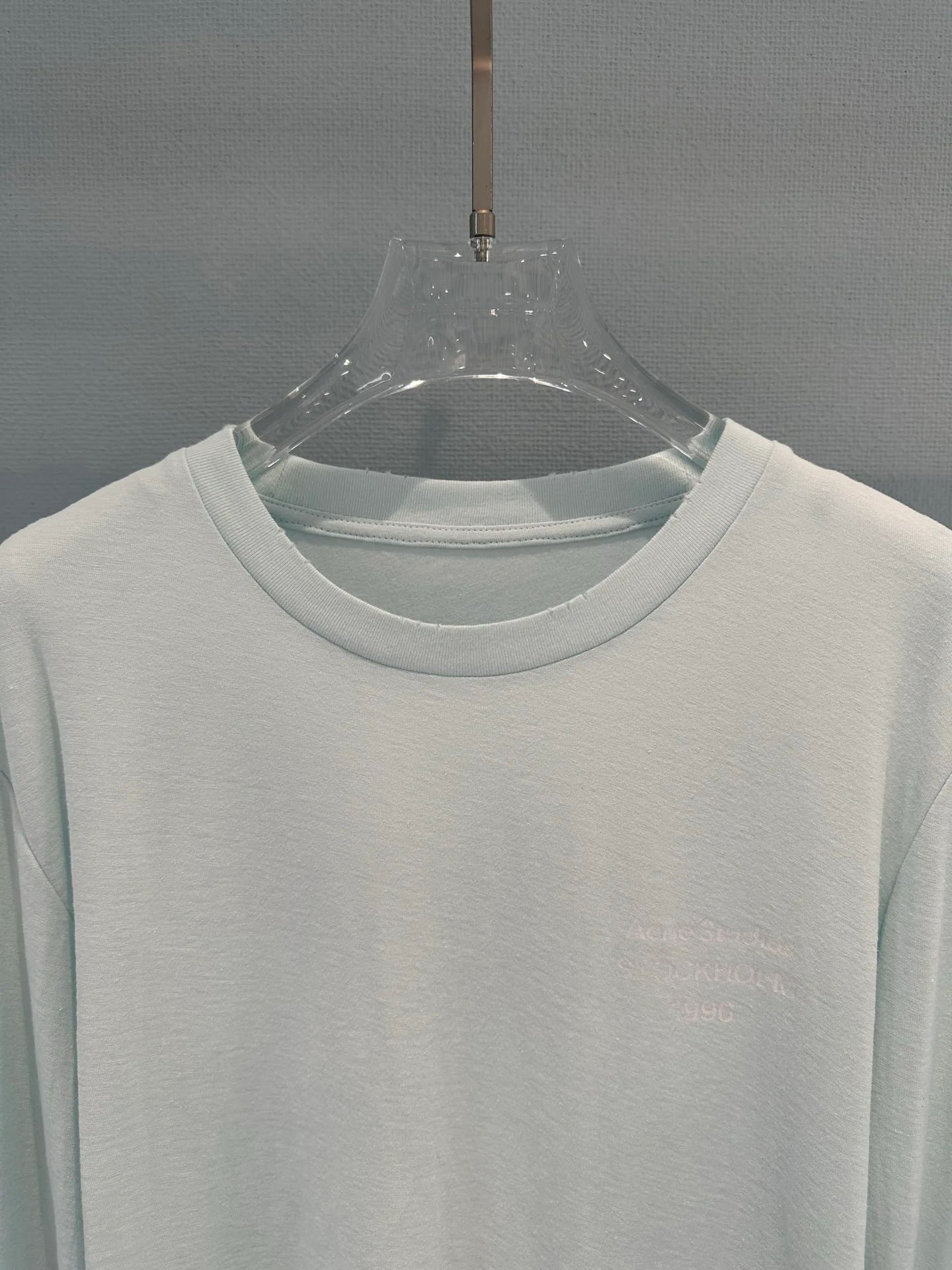 Футболки Женские Acne Studios 17469685