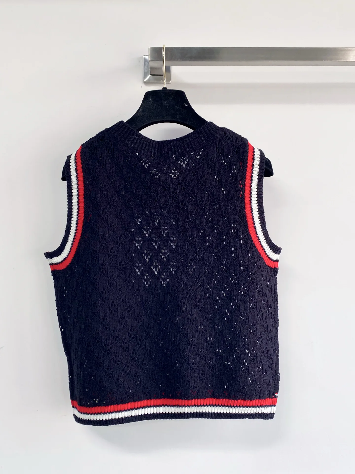 Жилеты Женские Chanel 11397878