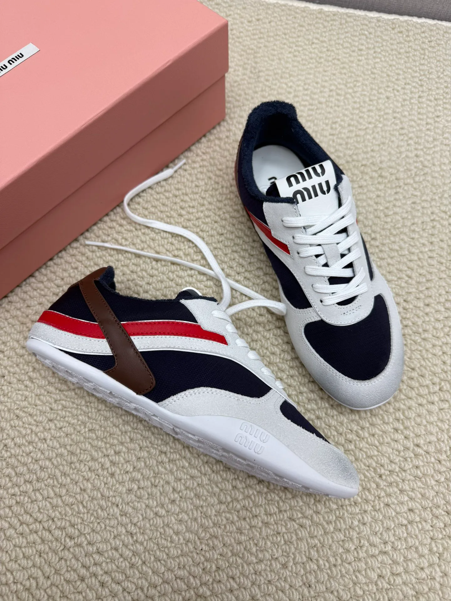 Кроссовки Женские Miu Miu 14337