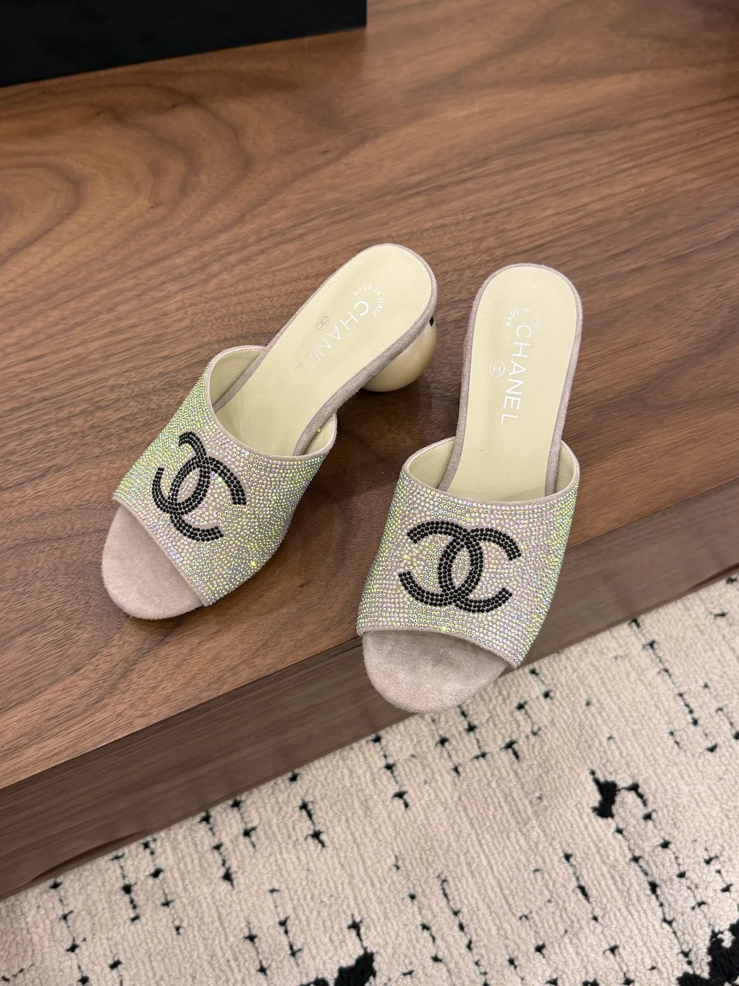 Босоножки Женские Chanel 13444931