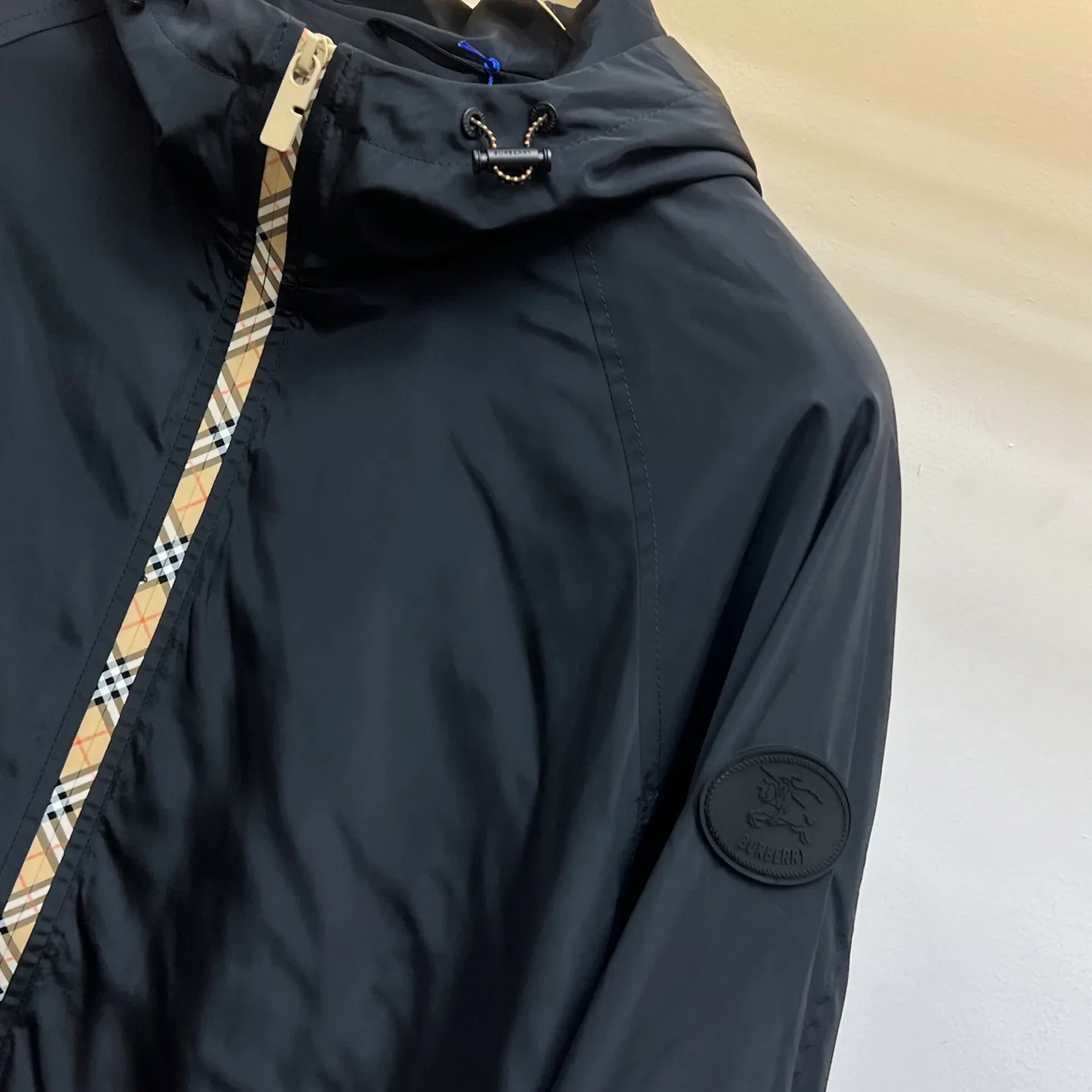 Куртки И Пуховики Женские Burberry 17340701