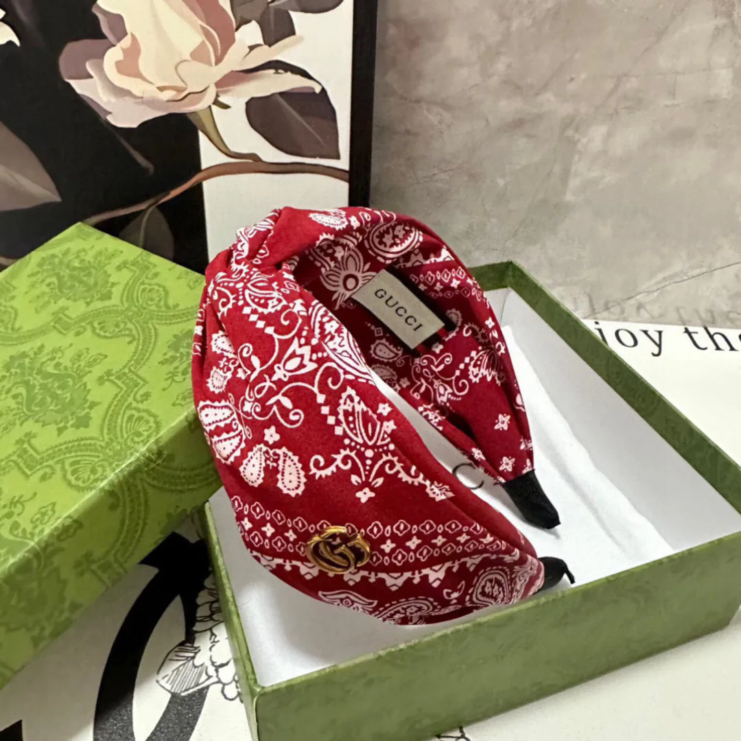 Головные Уборы Gucci 11469214