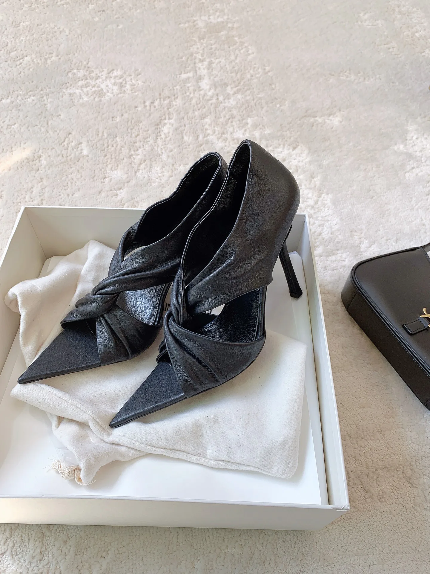 Туфли Женские Saint Laurent 11318849