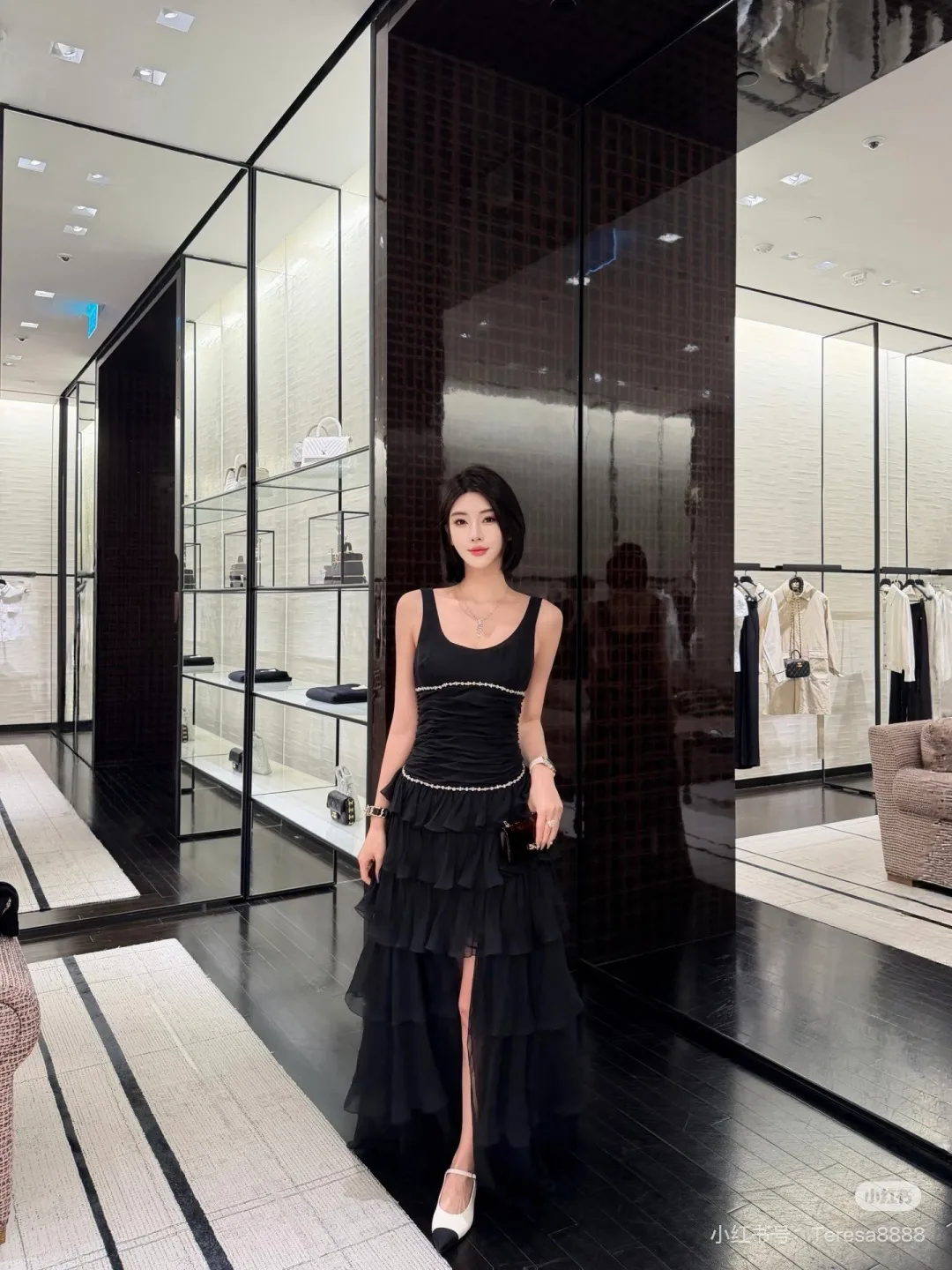 Платья Женские Chanel 16936464